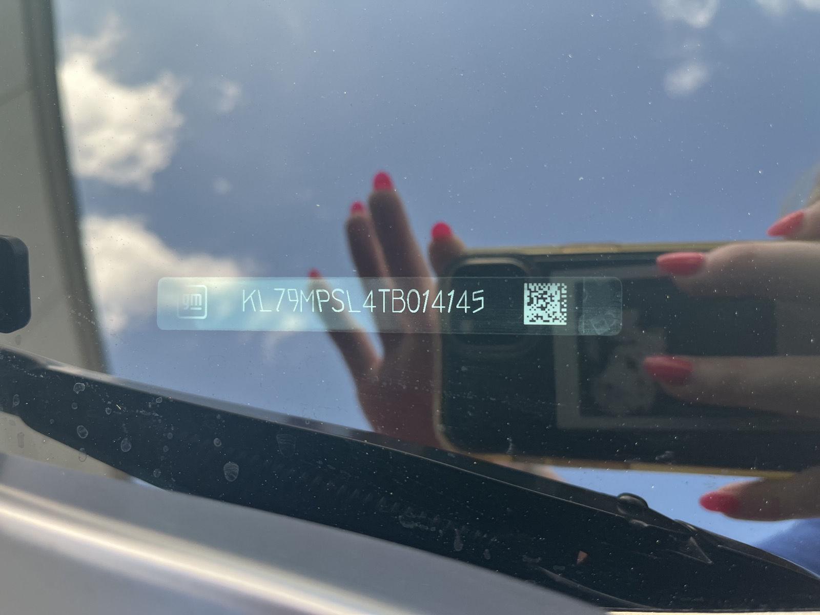 Vehicle photo 27