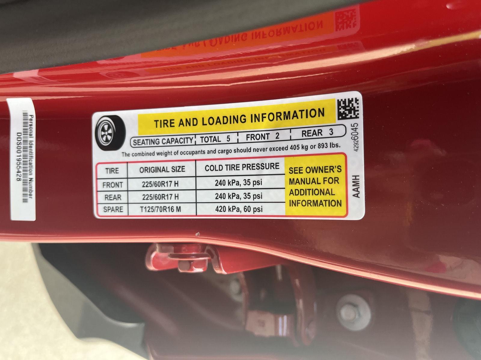 Vehicle photo 29