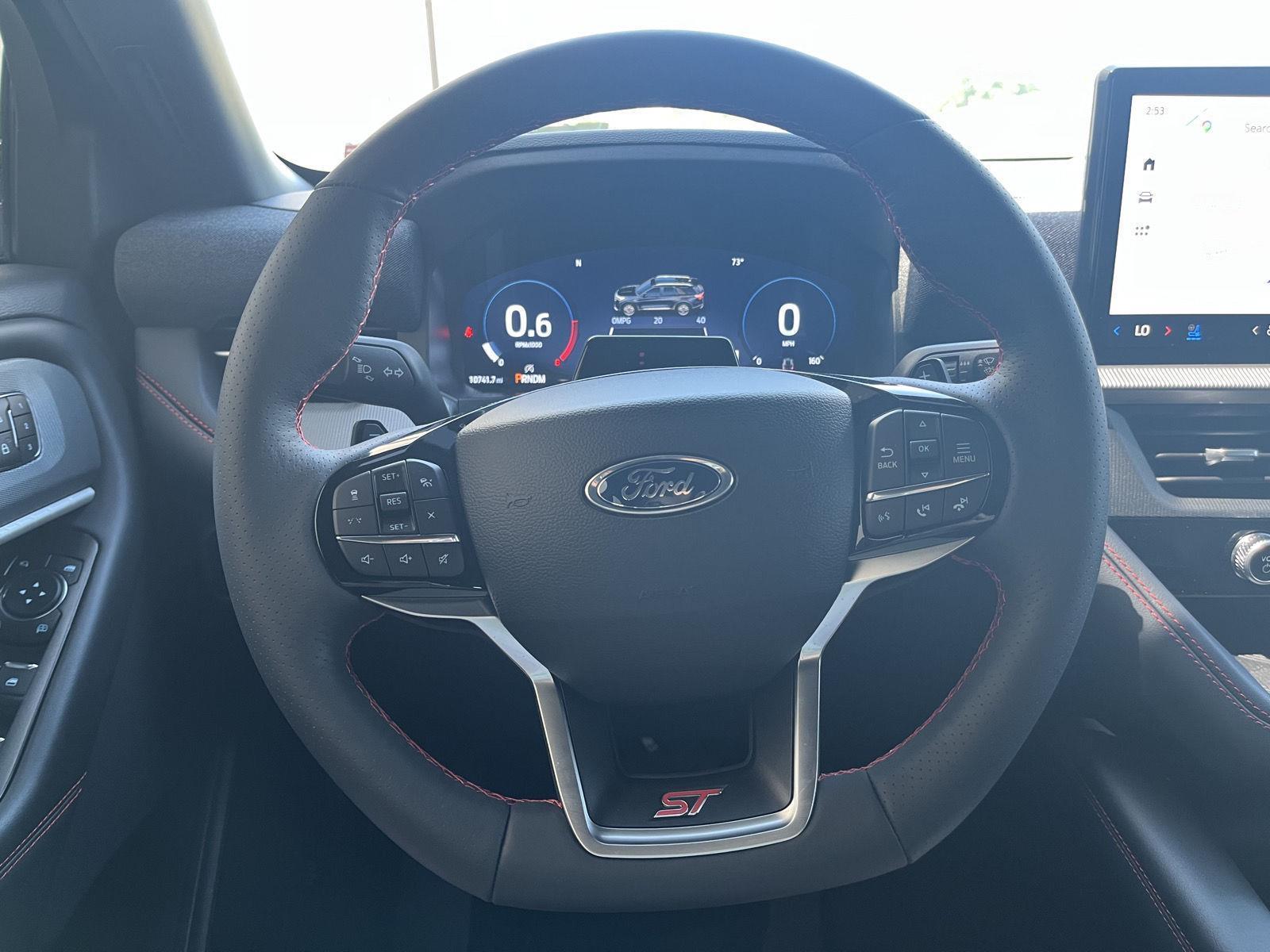 Vehicle photo 21