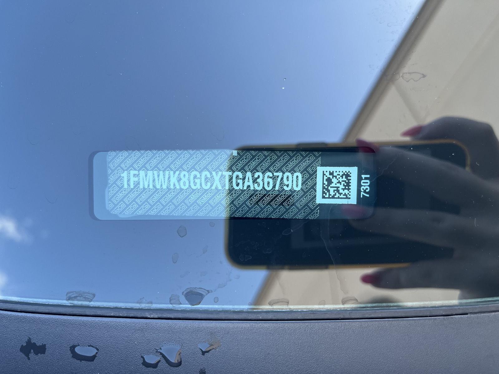 Vehicle photo 27