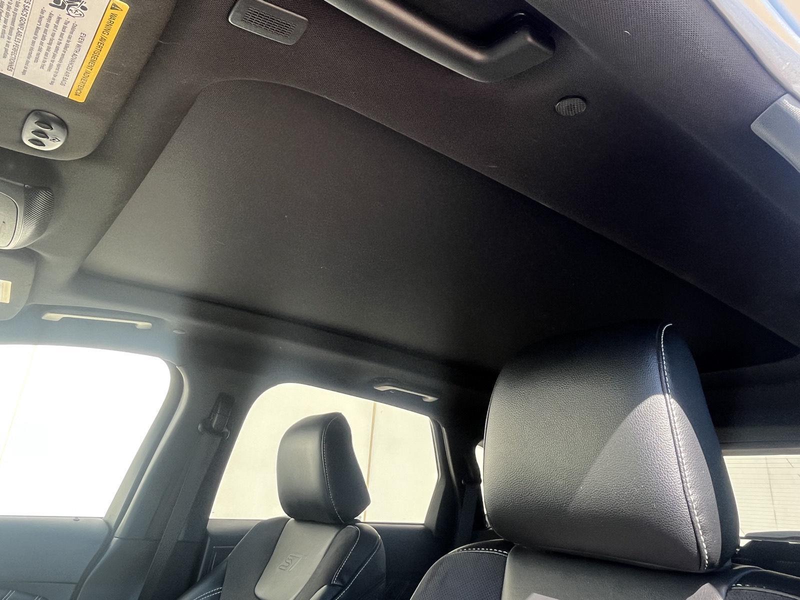 Vehicle photo 13