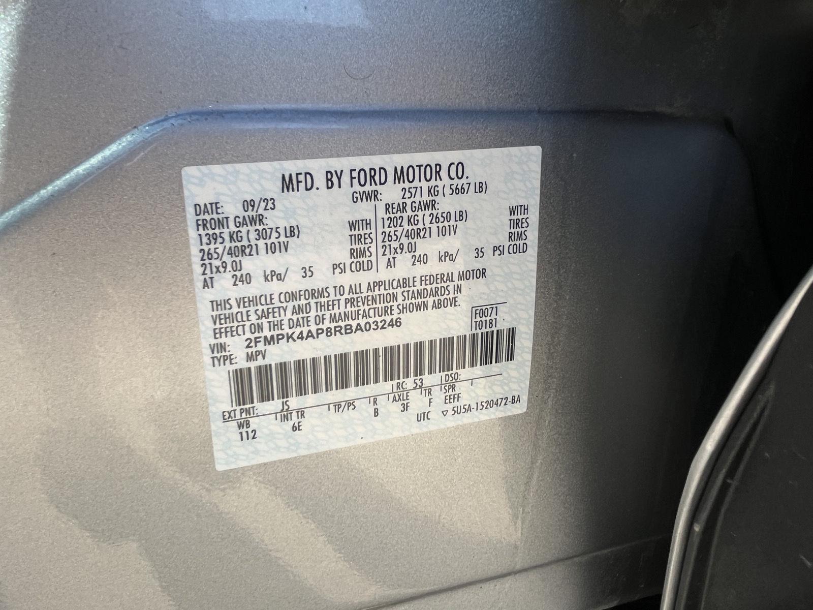 Vehicle photo 27