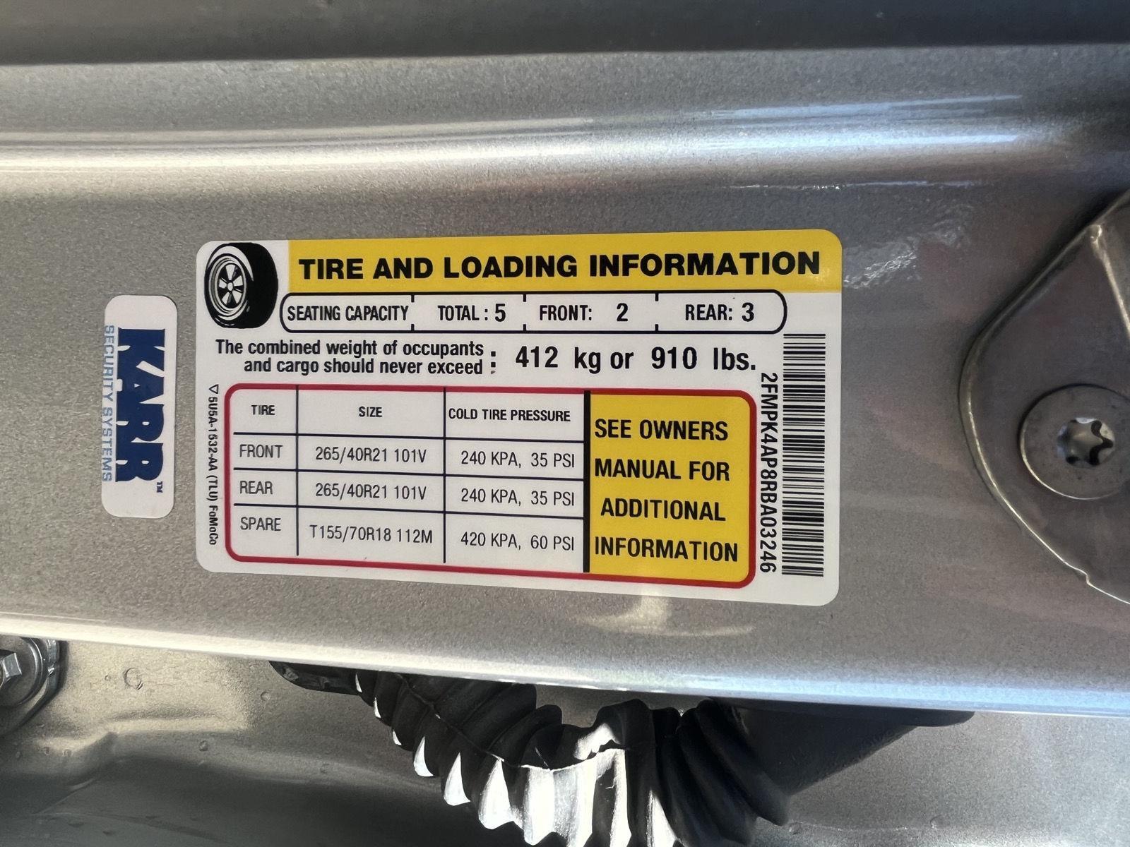 Vehicle photo 28