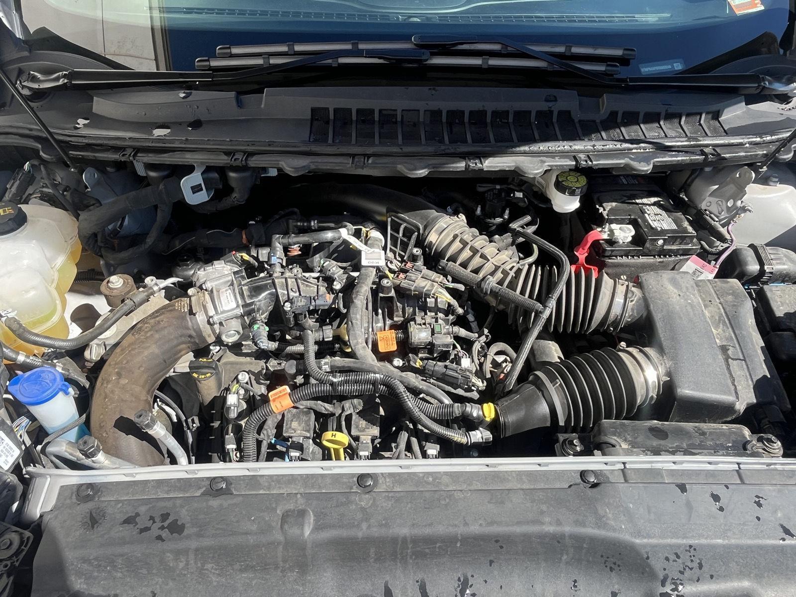Vehicle photo 29