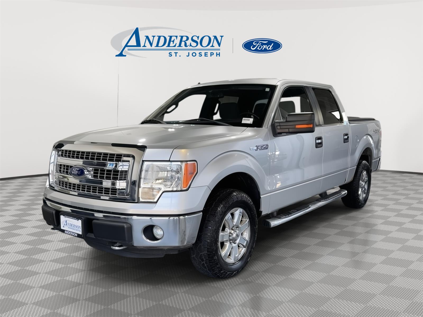 Ingot Silver Metallic 2014 Ford F-150 Pickup Truck Four-Wheel Drive 6-Speed Automatic