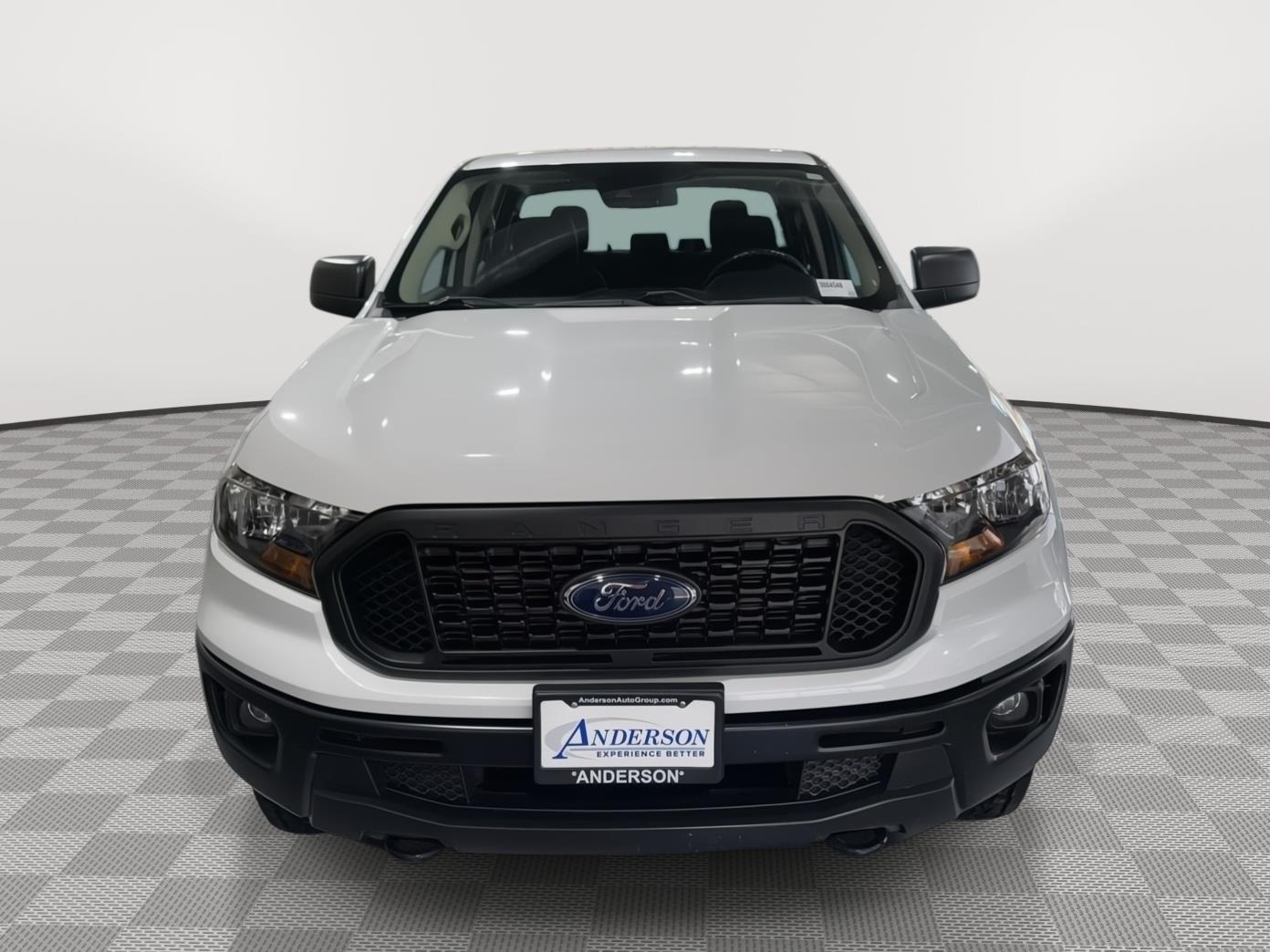 Vehicle photo 4