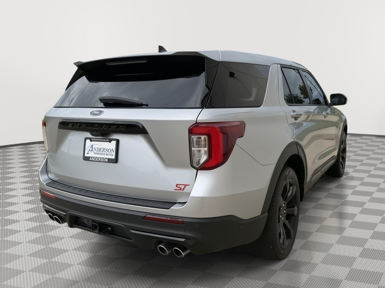 Vehicle photo 5