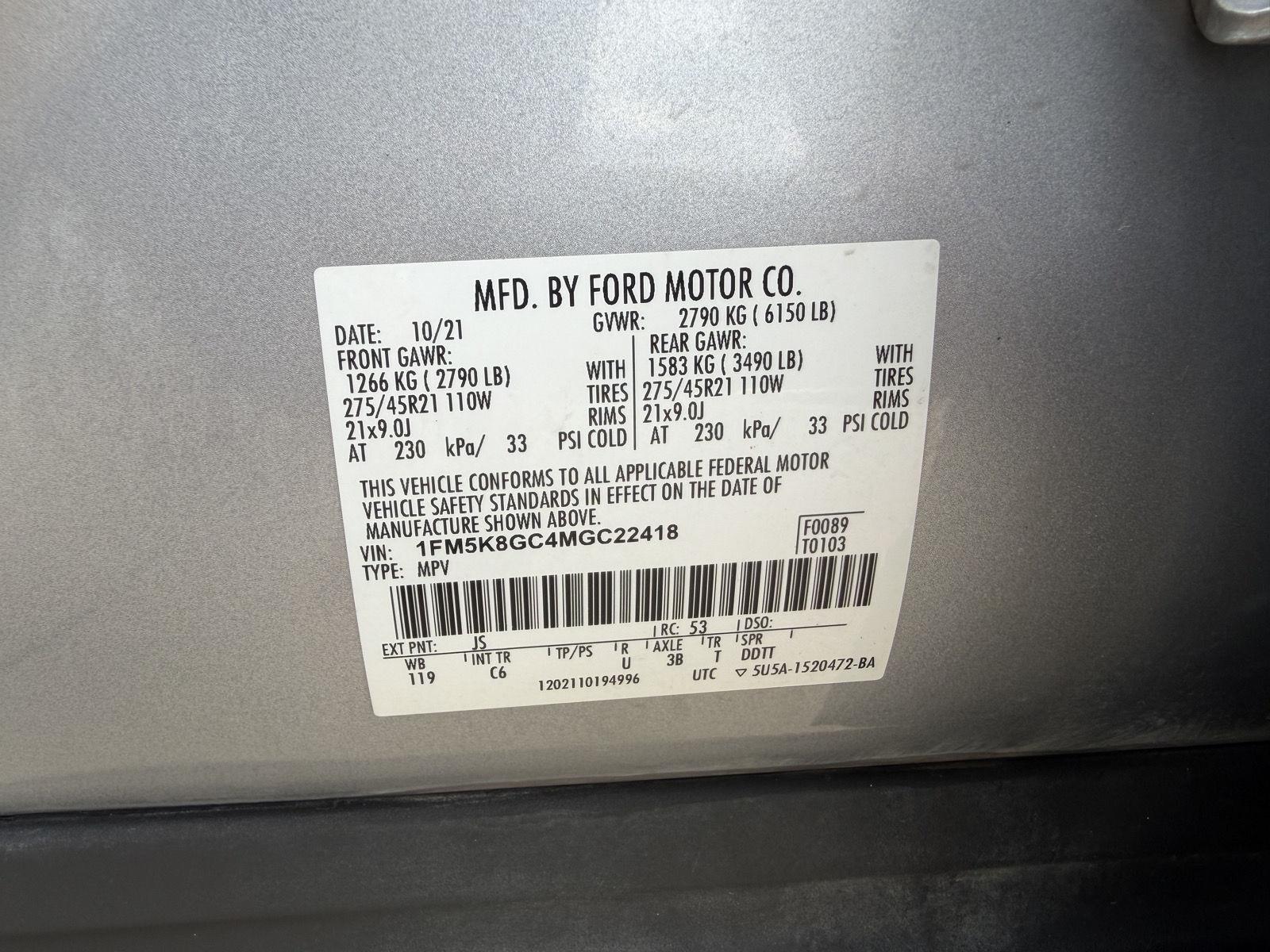 Vehicle photo 28
