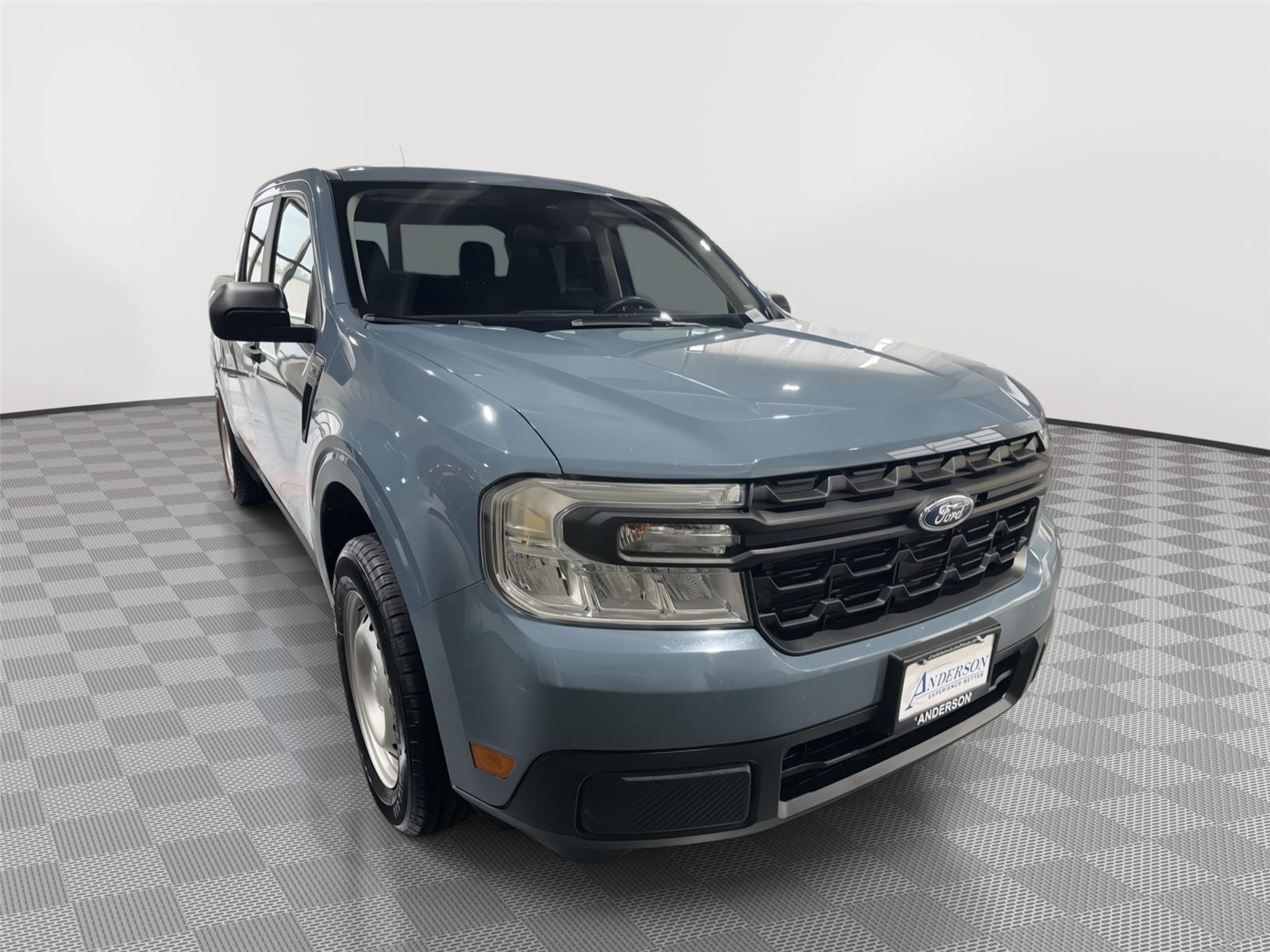 Vehicle photo 5