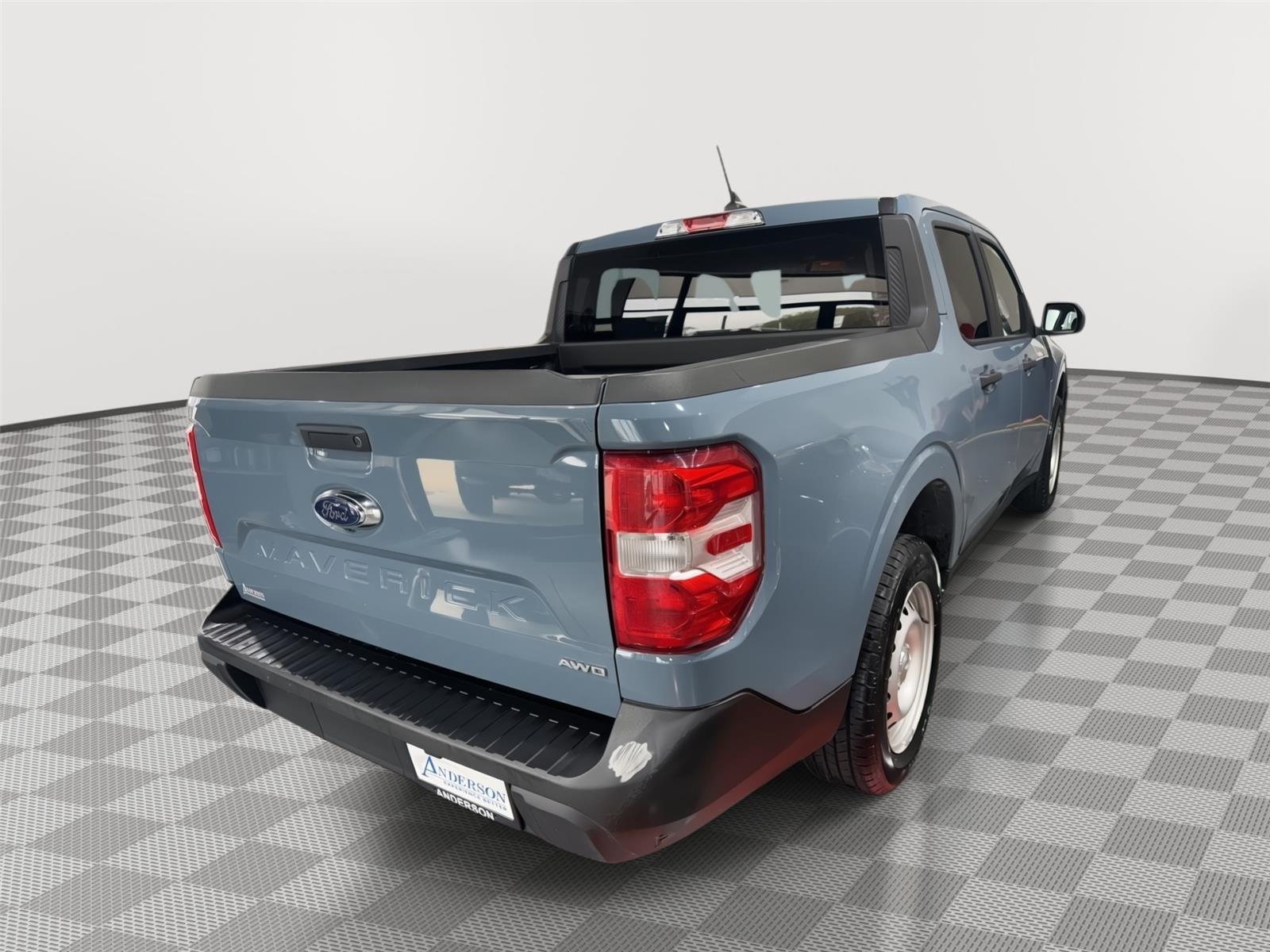 Vehicle photo 7