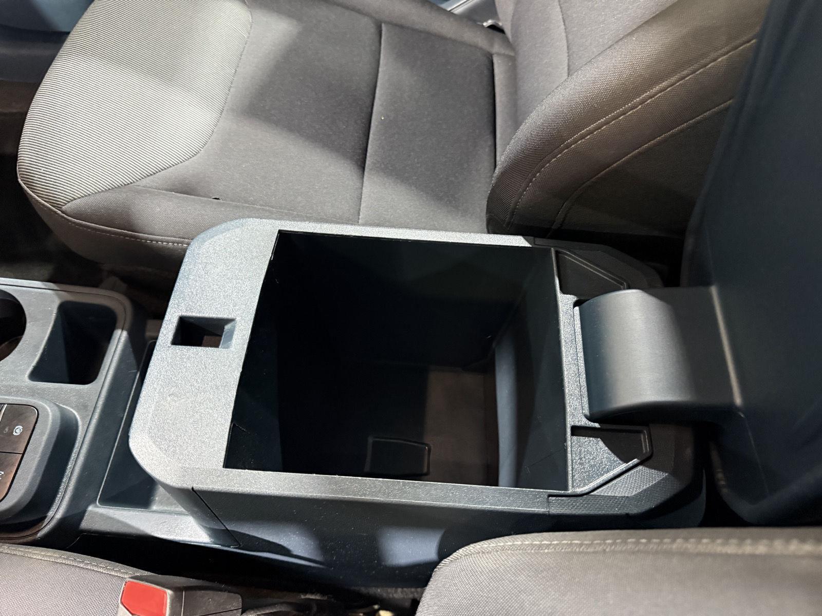 Vehicle photo 32