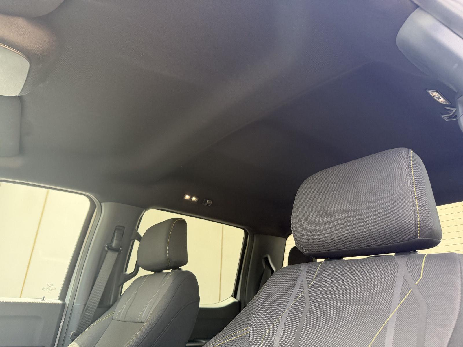 Vehicle photo 14