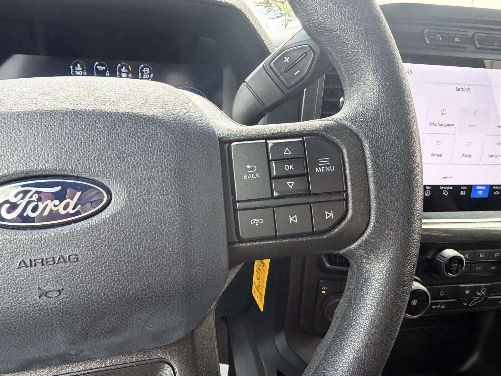 Vehicle photo 20