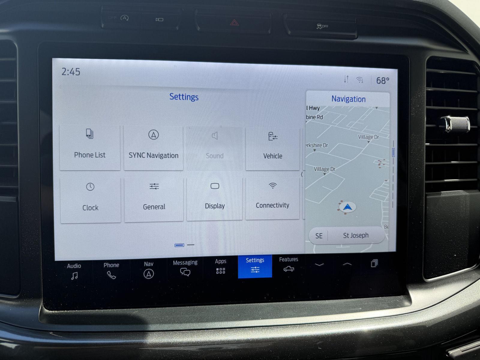 Vehicle photo 22