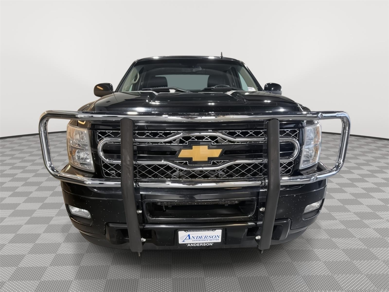 Vehicle photo 4