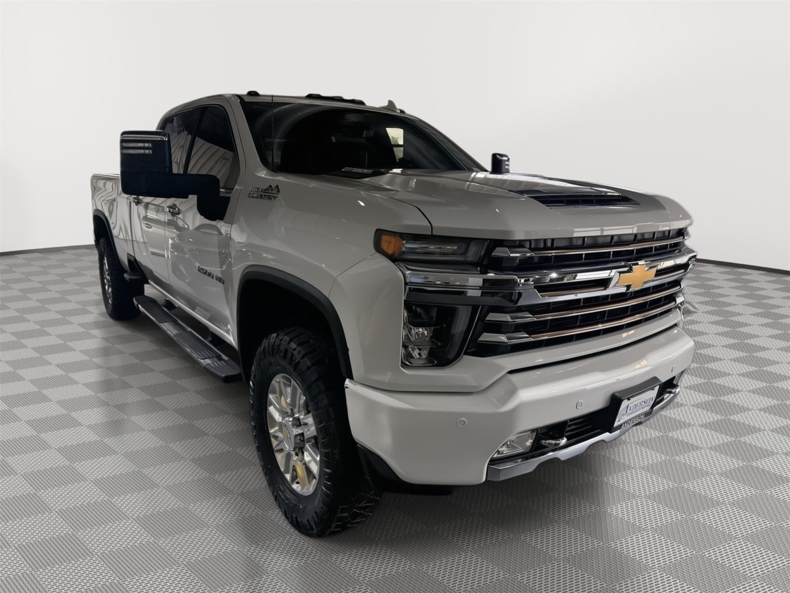 Vehicle photo 5