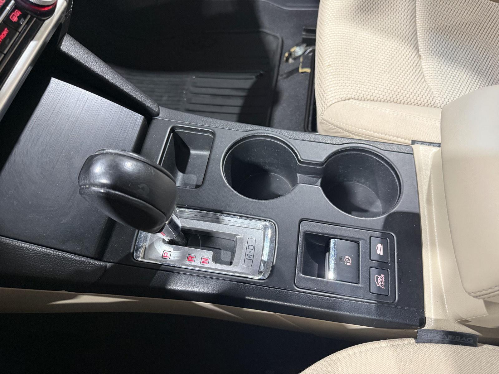 Vehicle photo 28