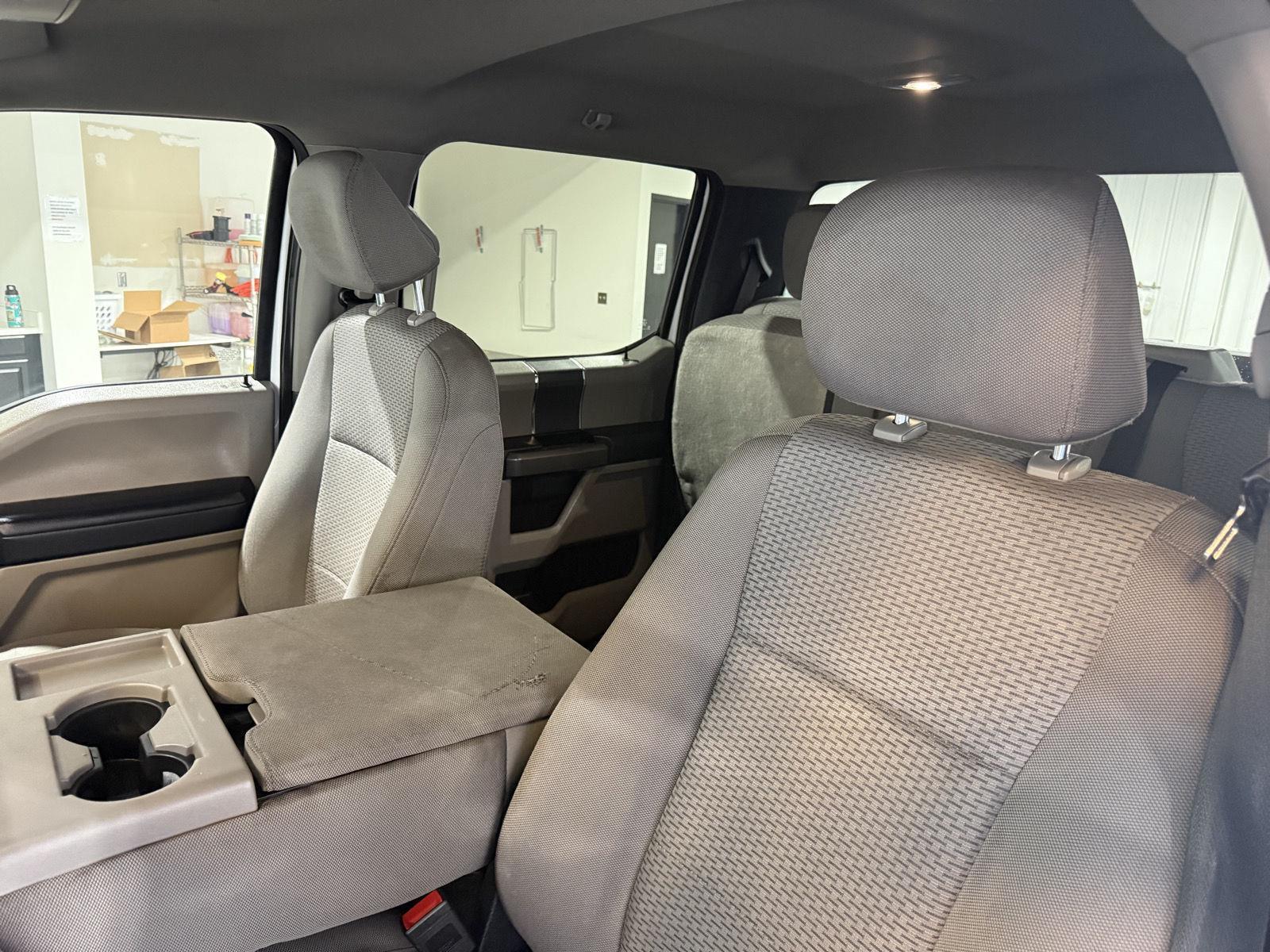 Vehicle photo 15