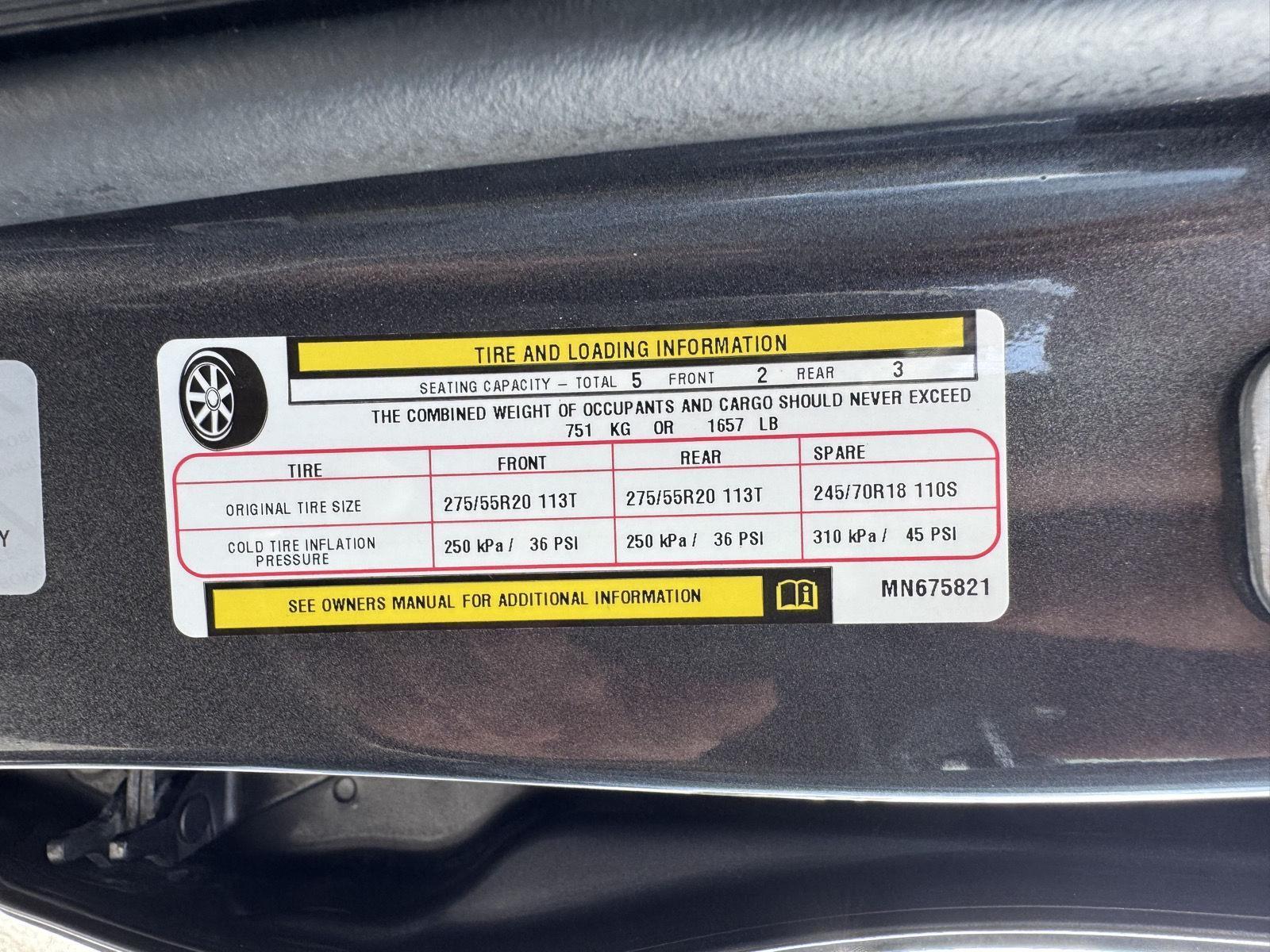 Vehicle photo 33