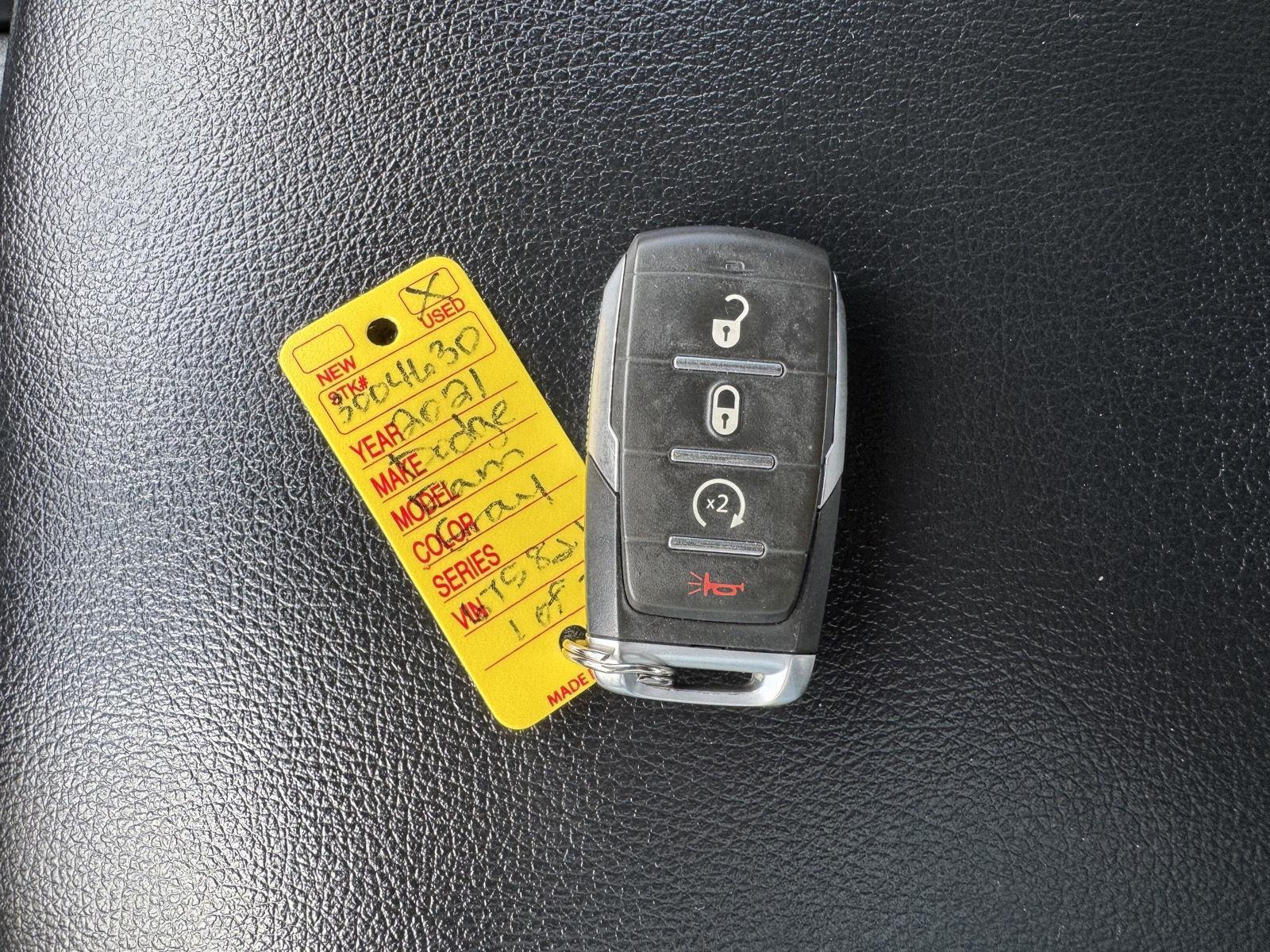 Vehicle photo 36