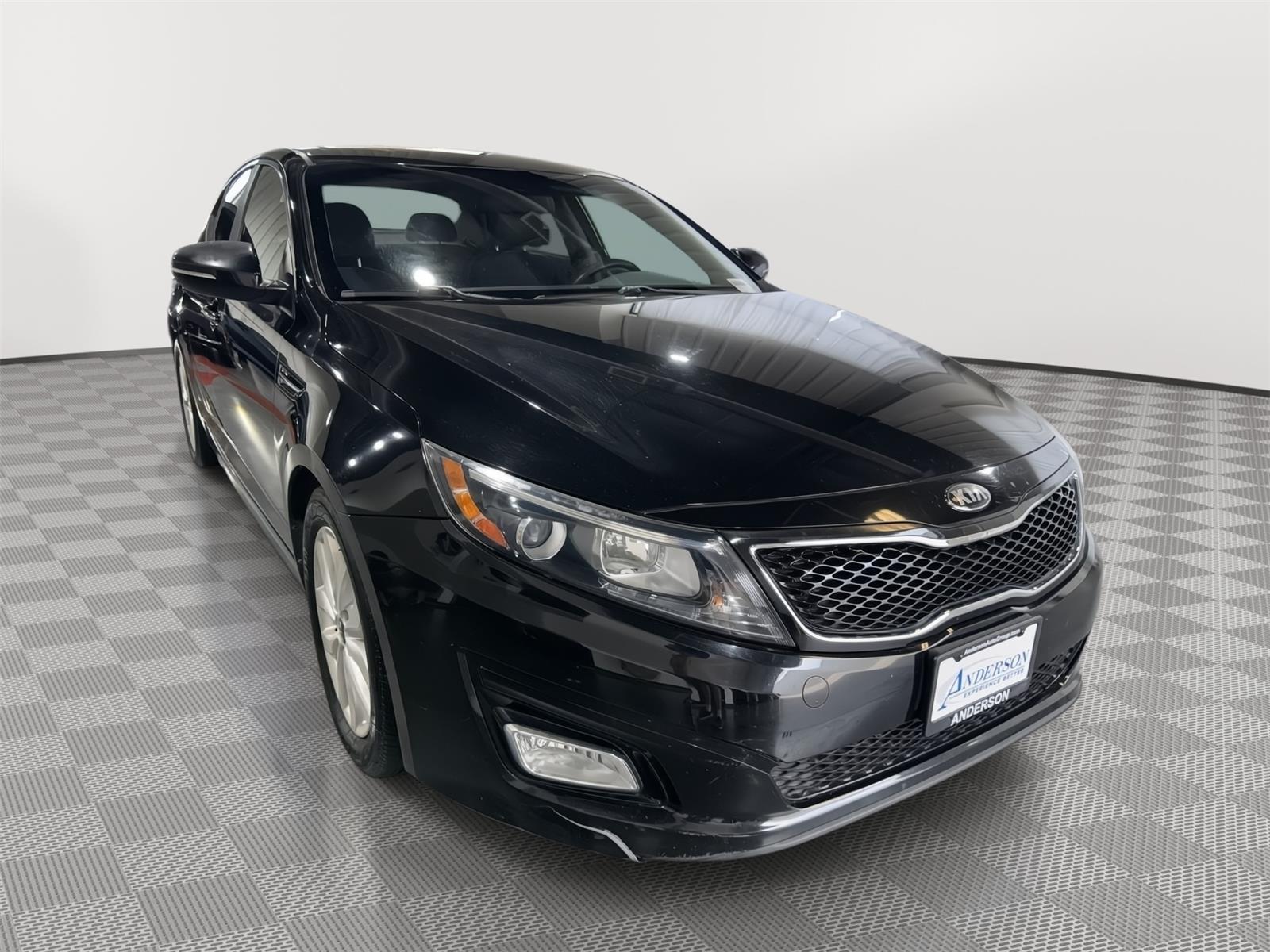 Vehicle photo 5