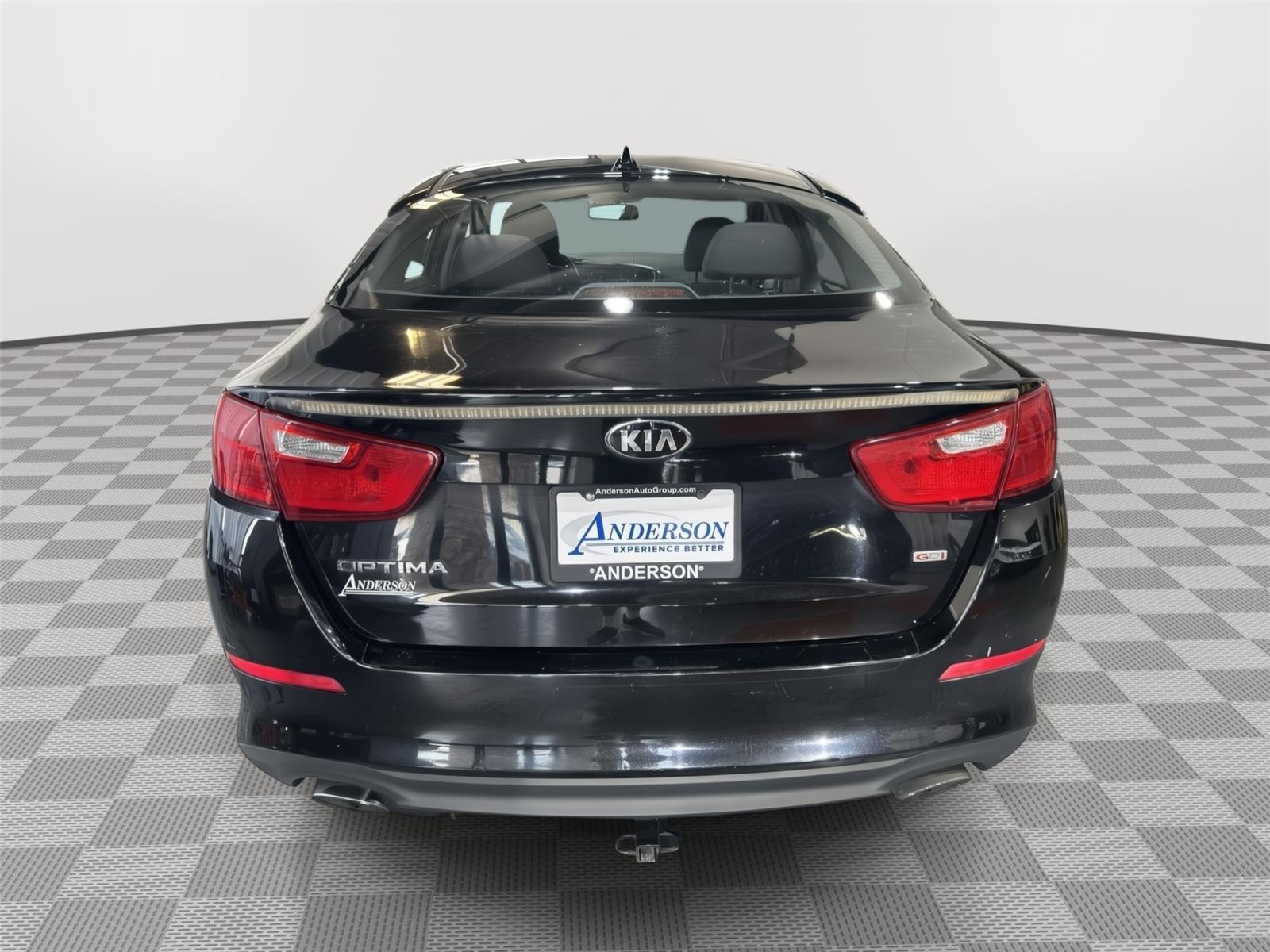 Vehicle photo 8