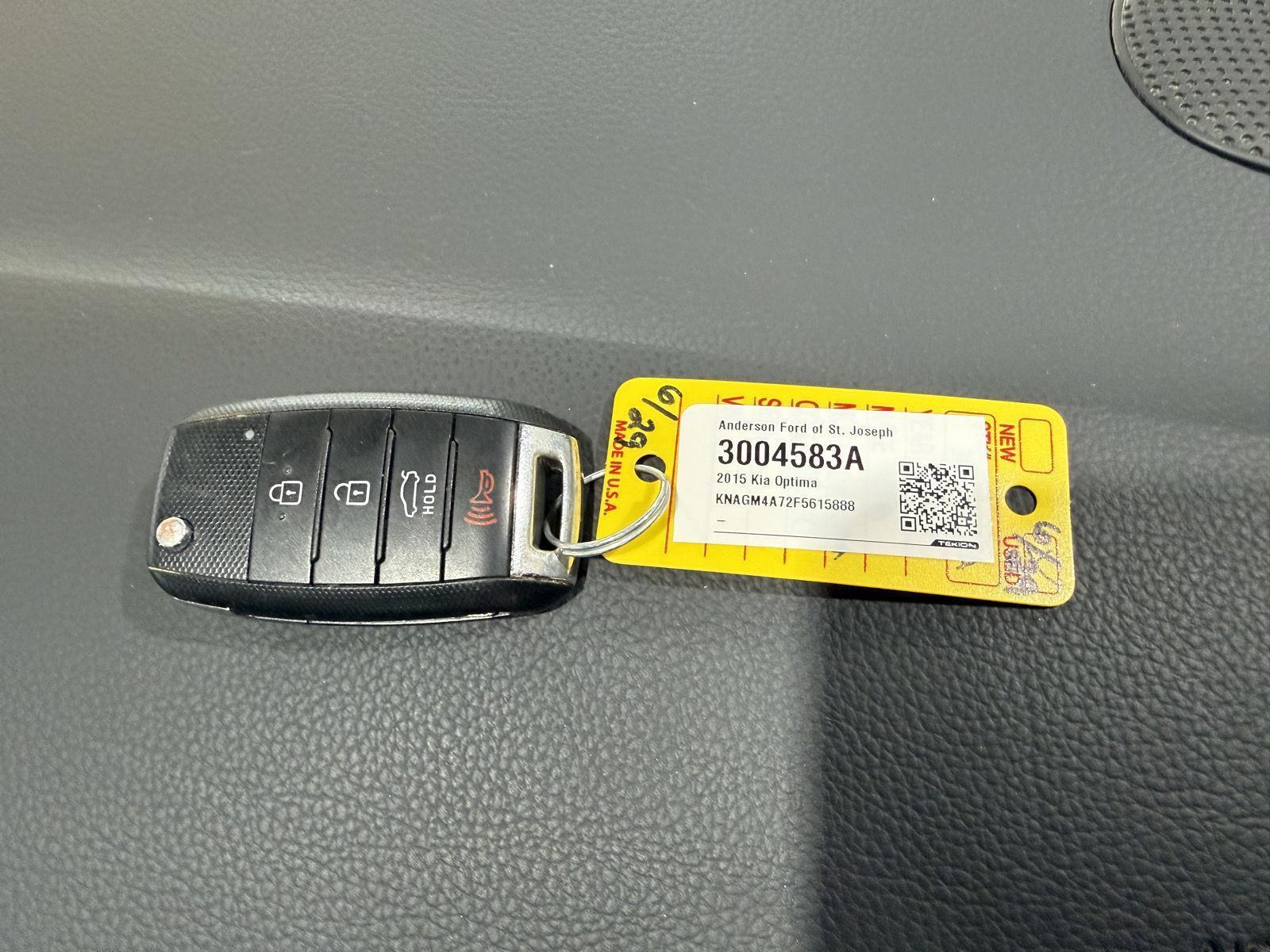 Vehicle photo 32