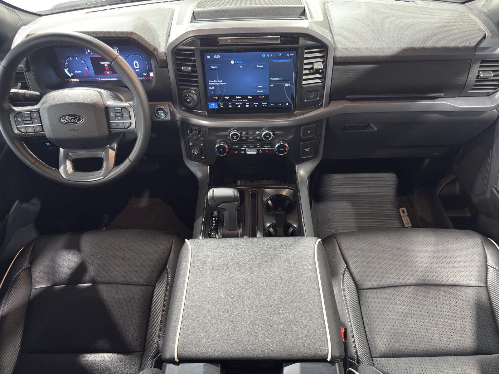Vehicle photo 16
