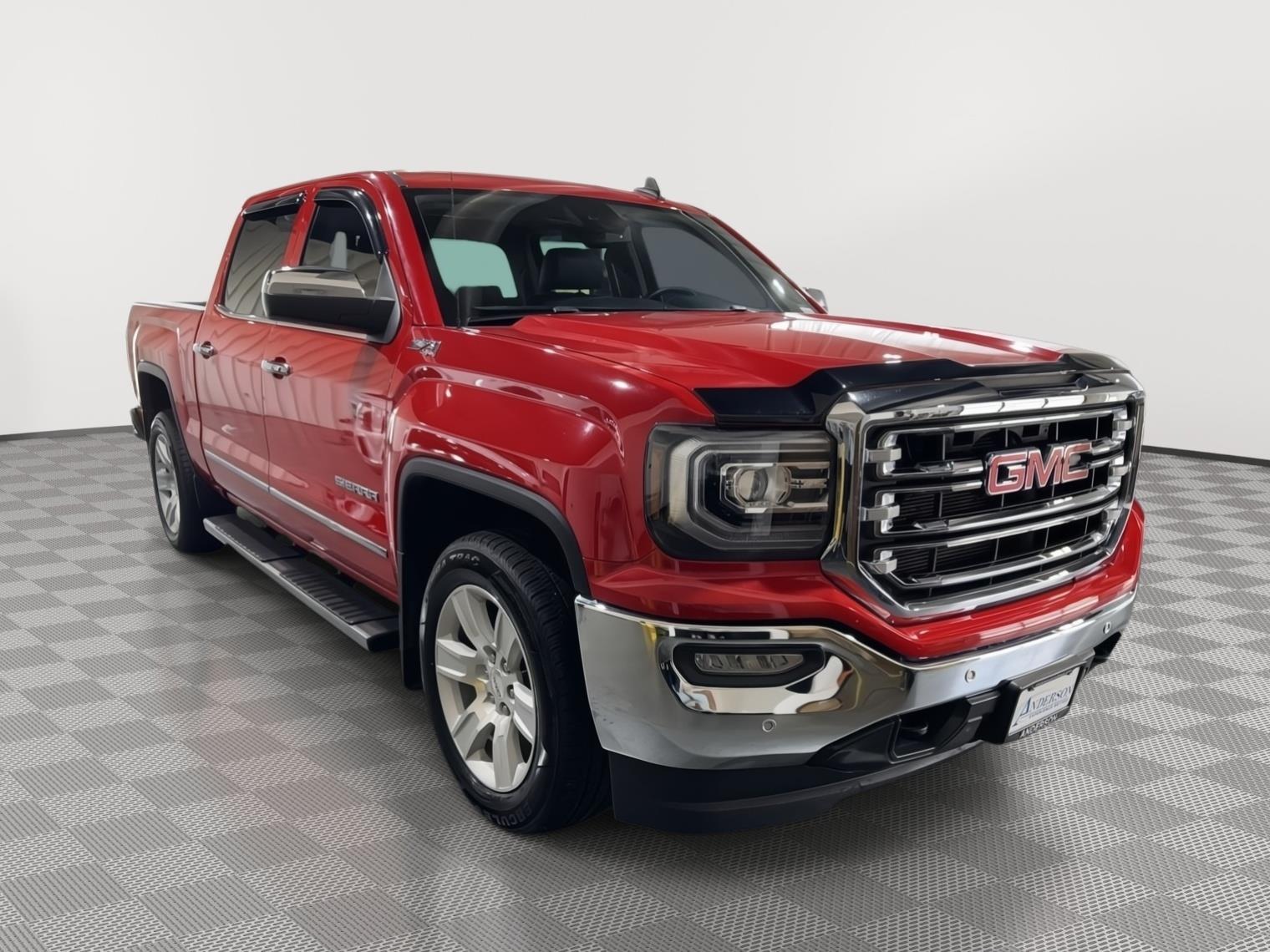 Vehicle photo 5