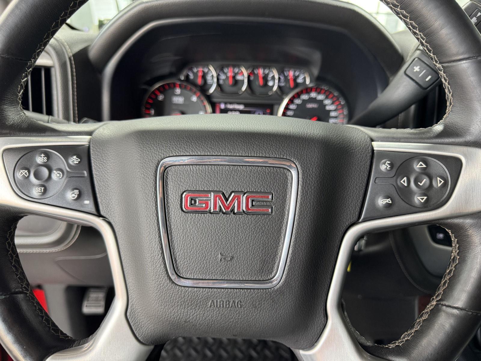 Vehicle photo 13