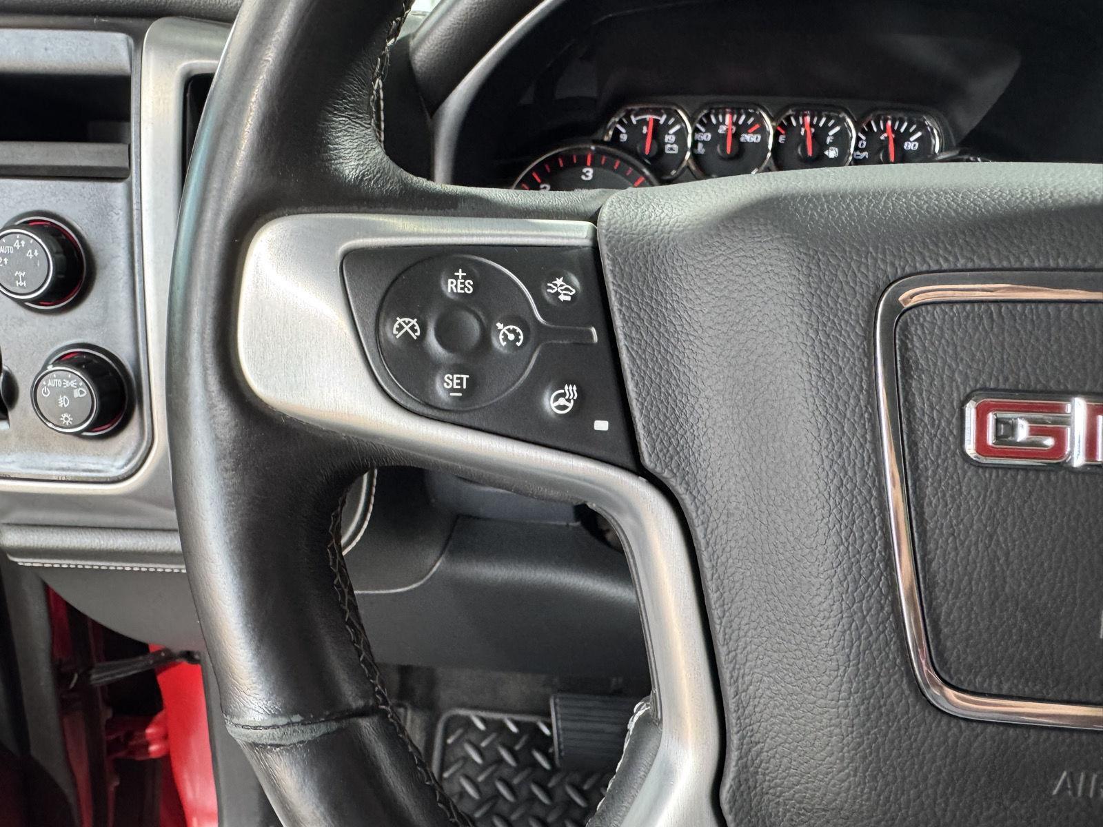 Vehicle photo 14