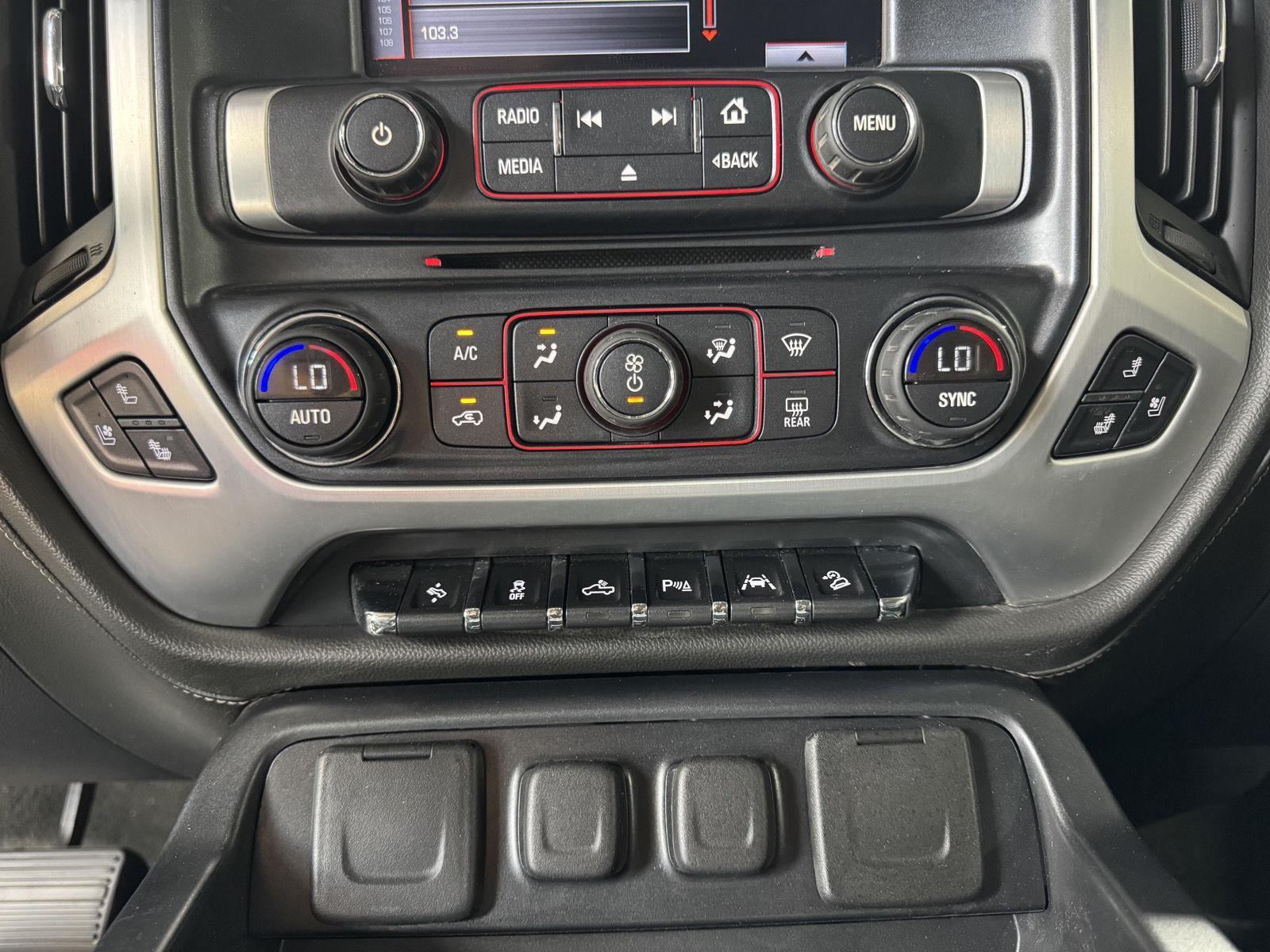 Vehicle photo 31