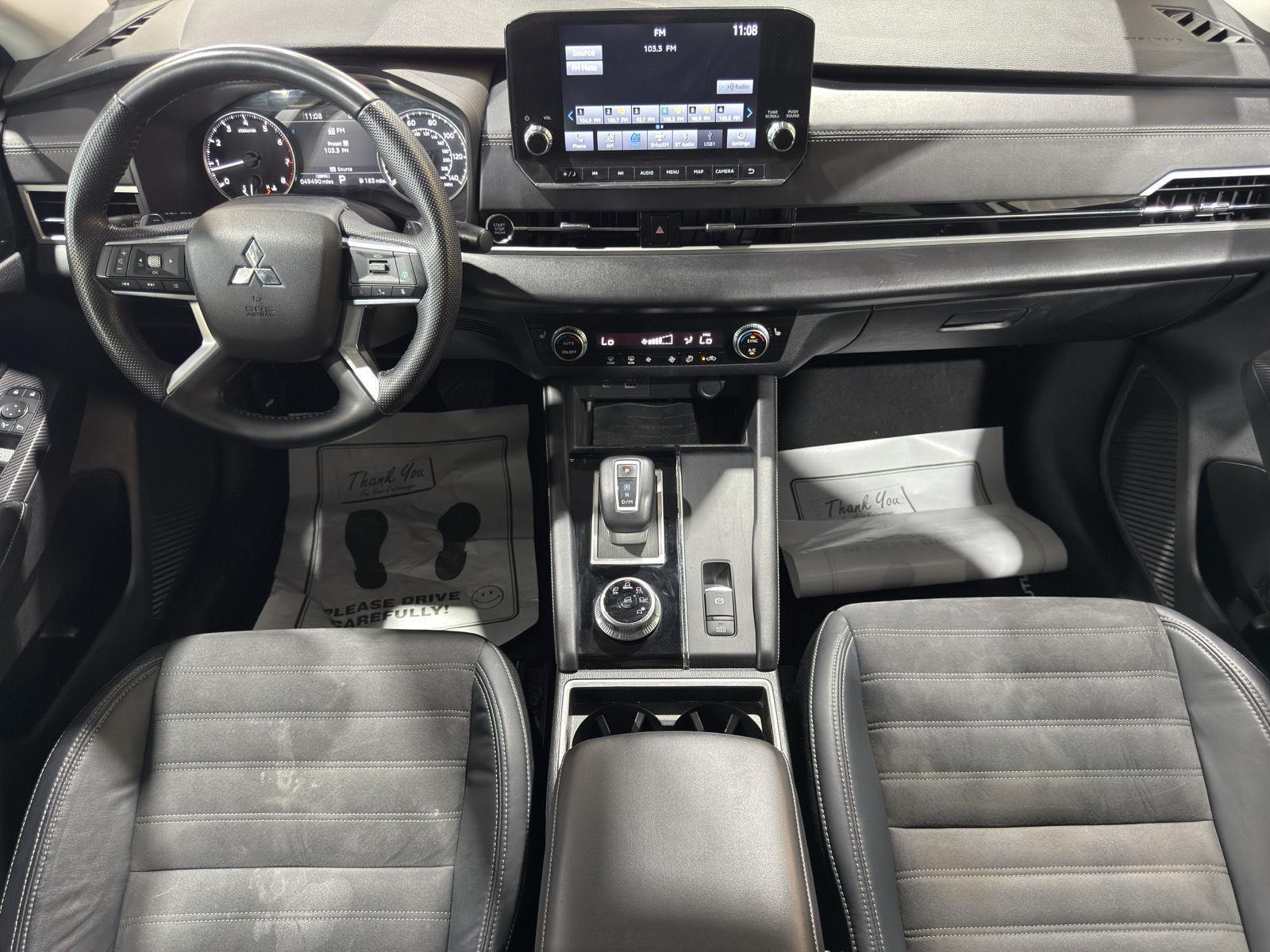 Vehicle photo 16