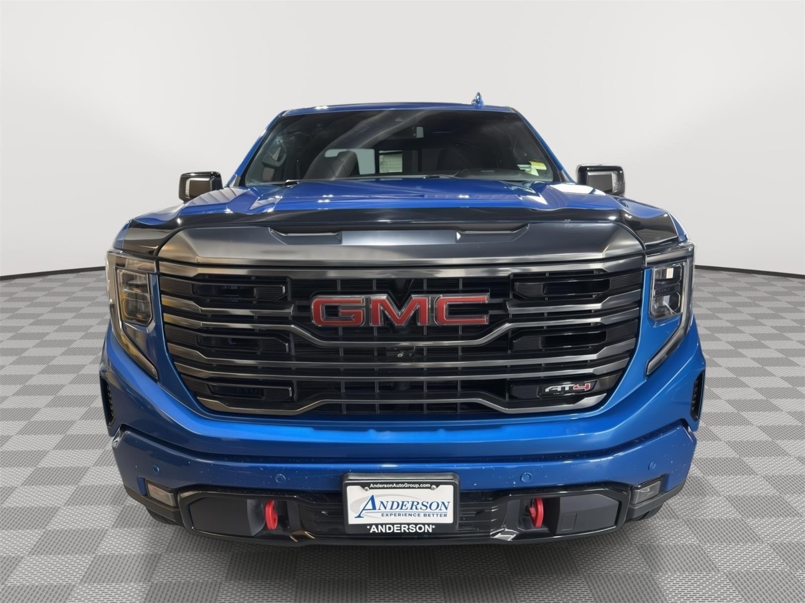 Vehicle photo 4