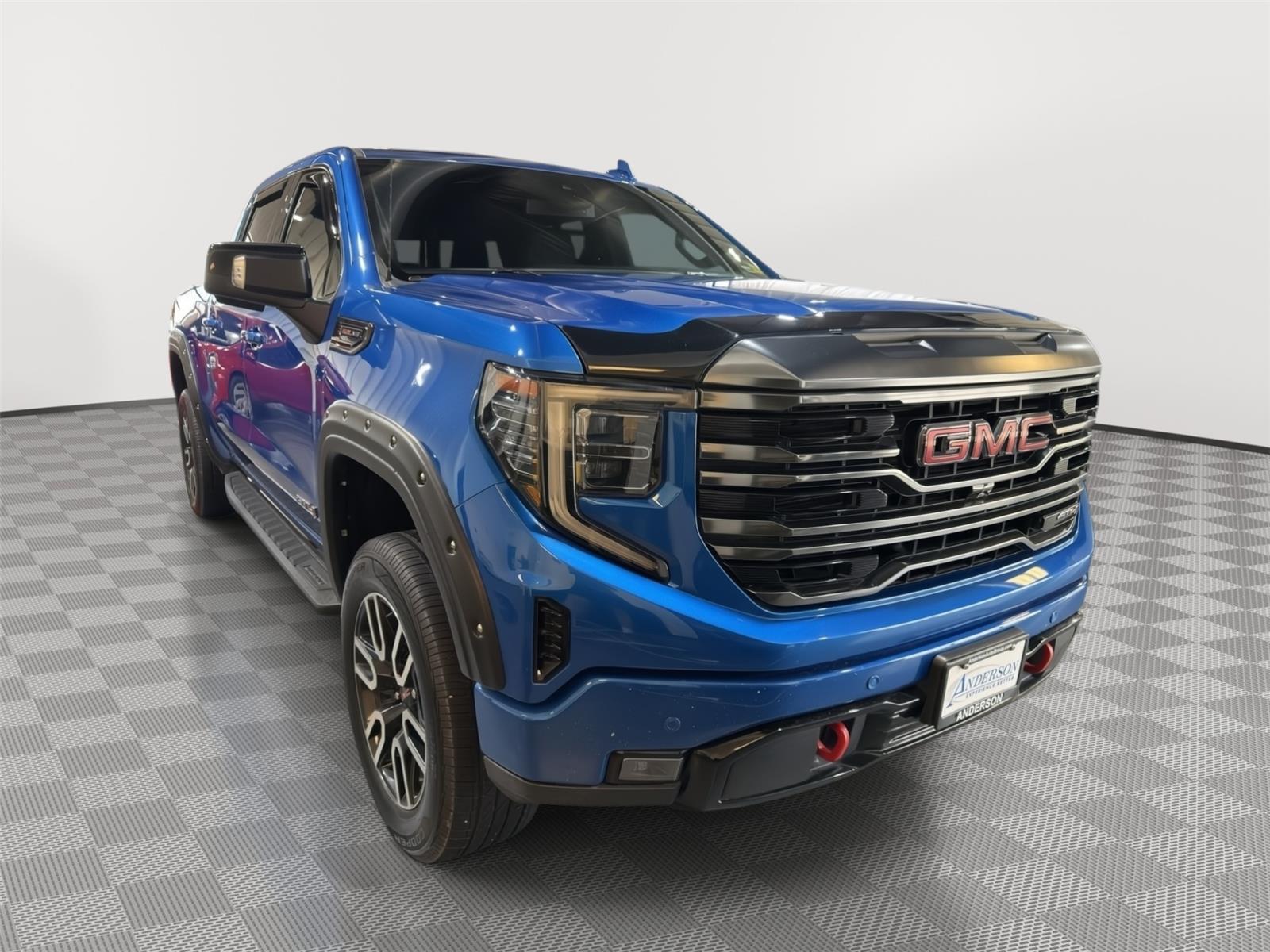 Vehicle photo 5