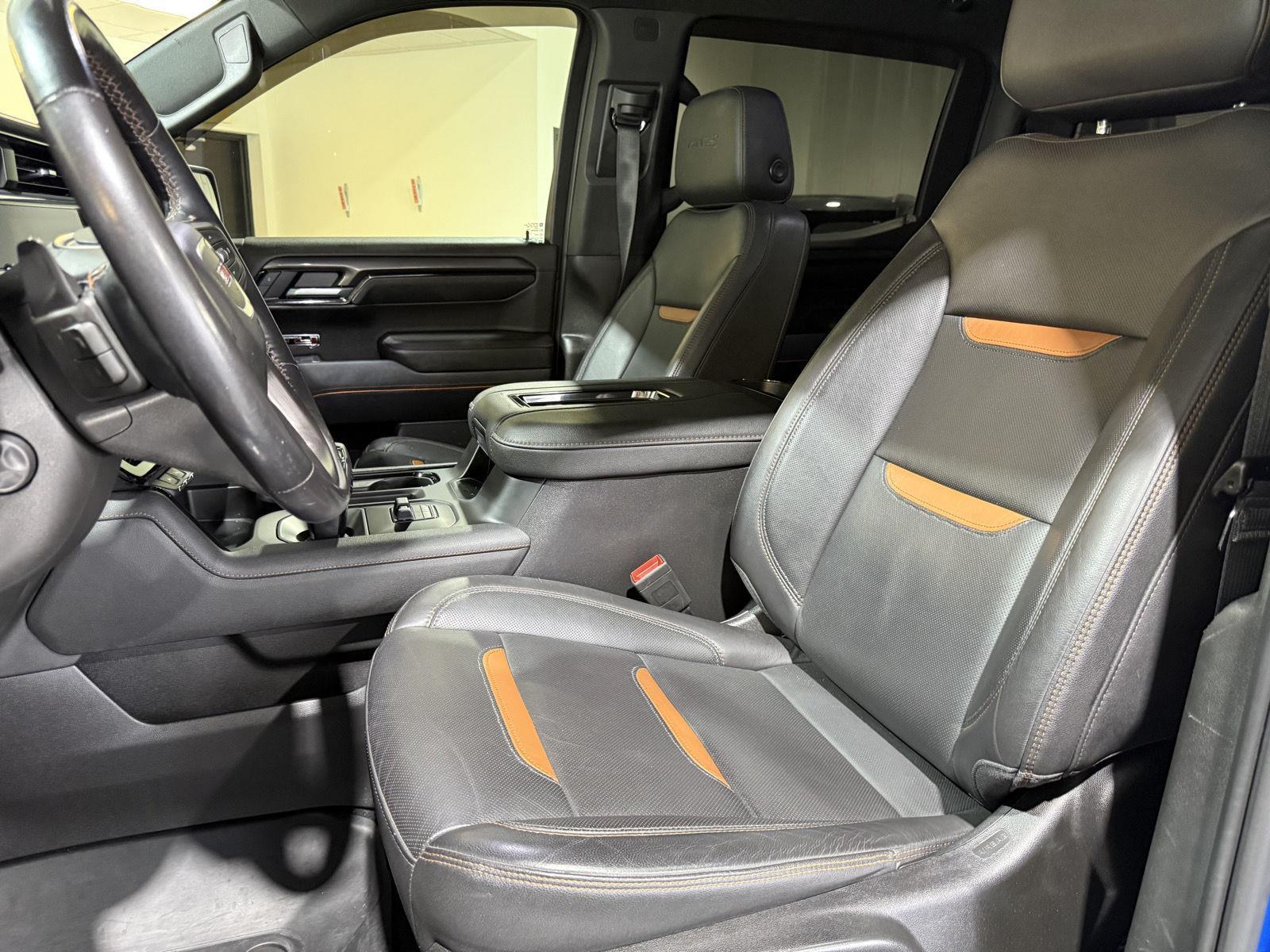 Vehicle photo 19