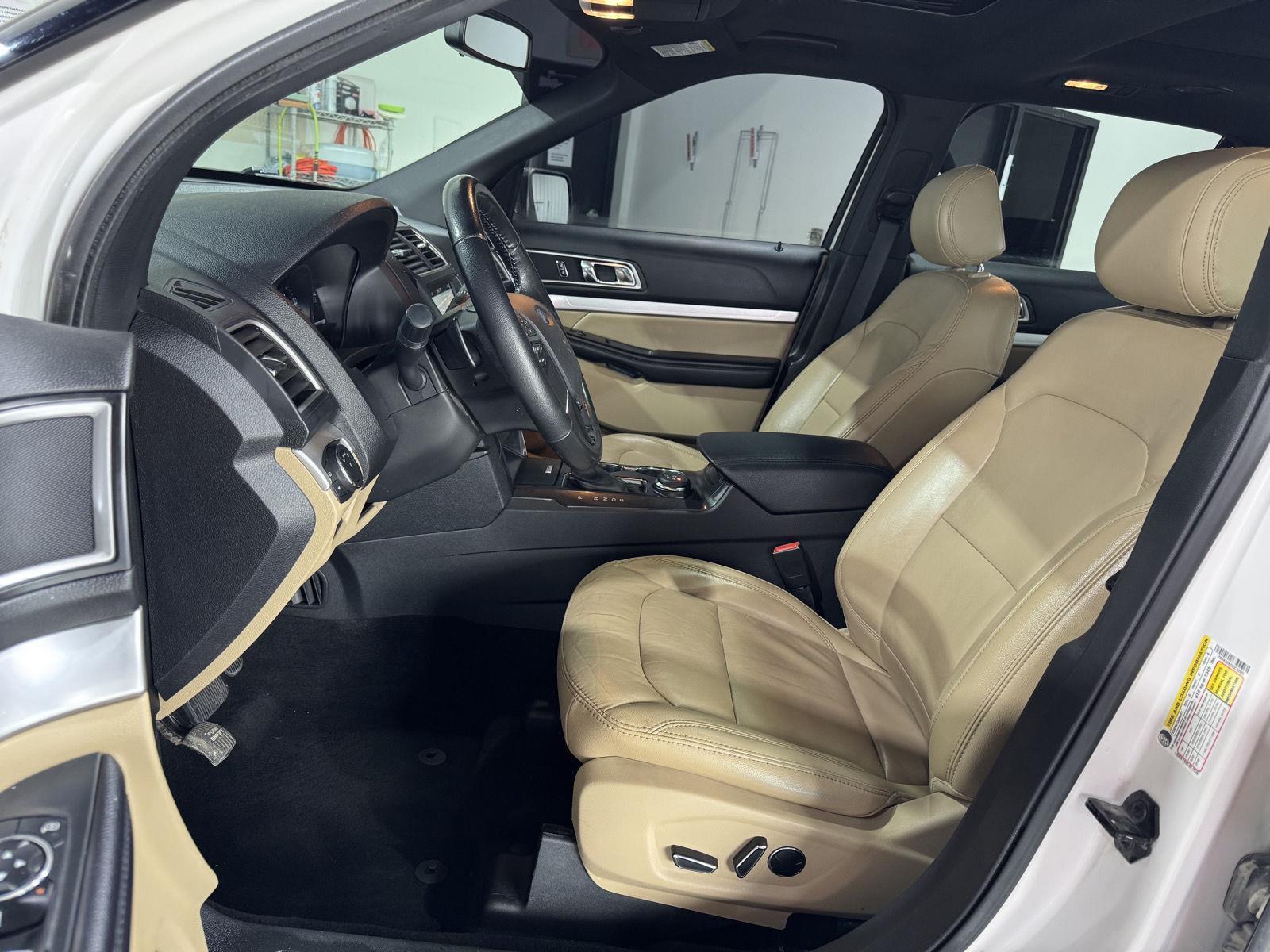 Vehicle photo 16