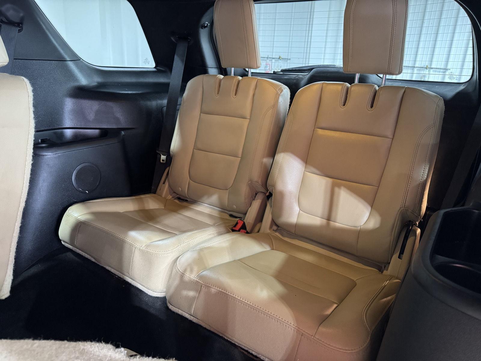 Vehicle photo 22