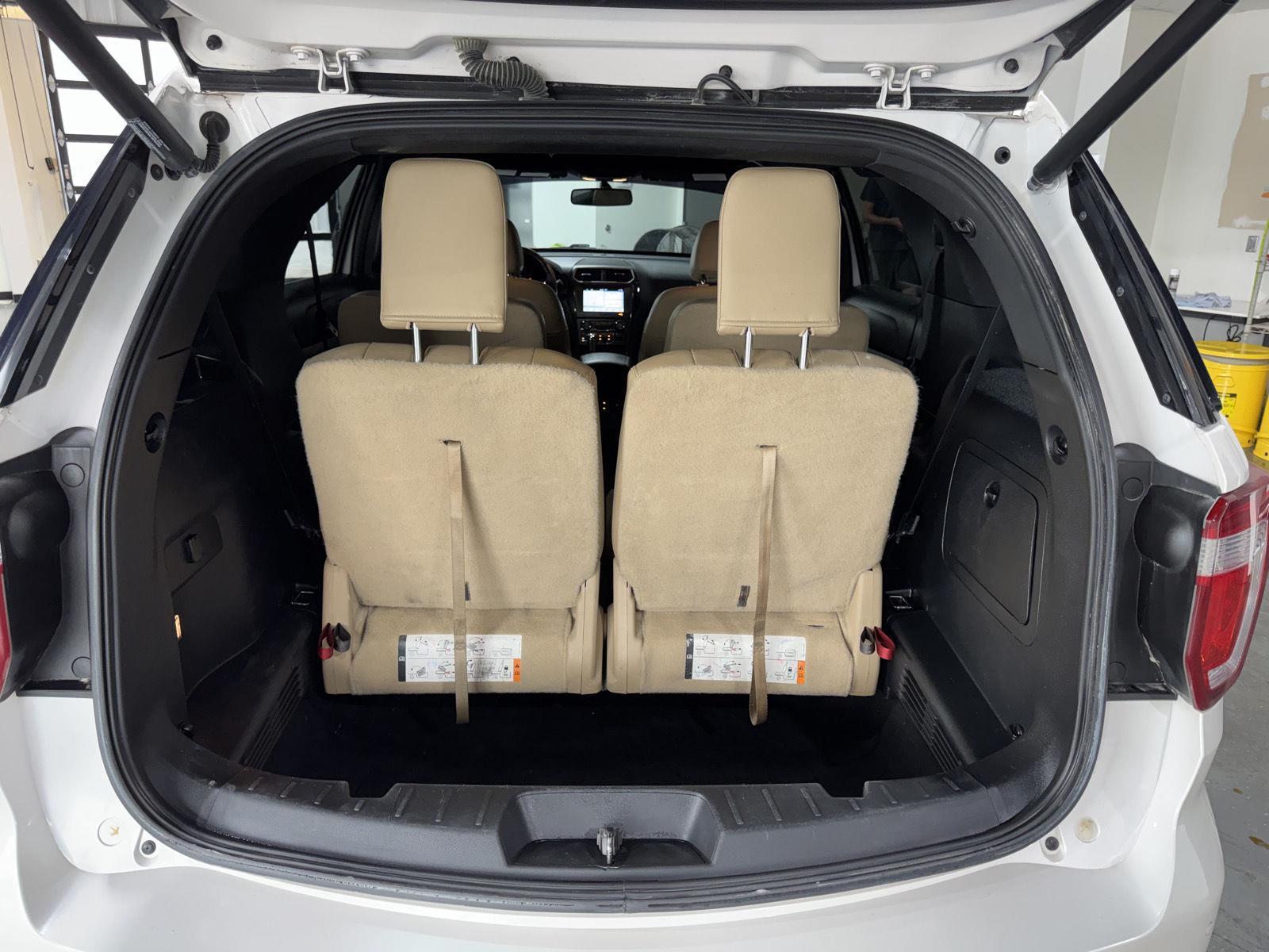 Vehicle photo 38