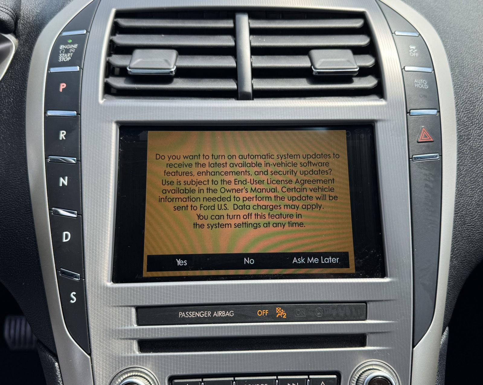 Vehicle photo 26
