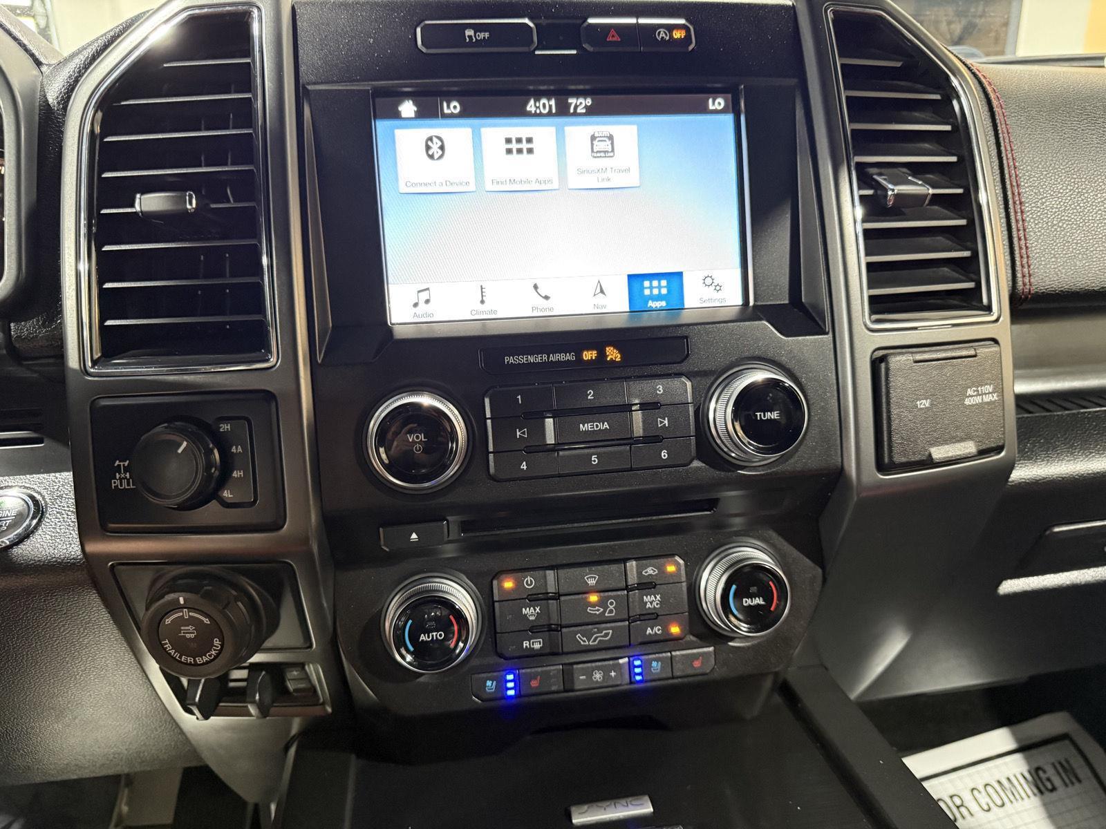 Vehicle photo 29