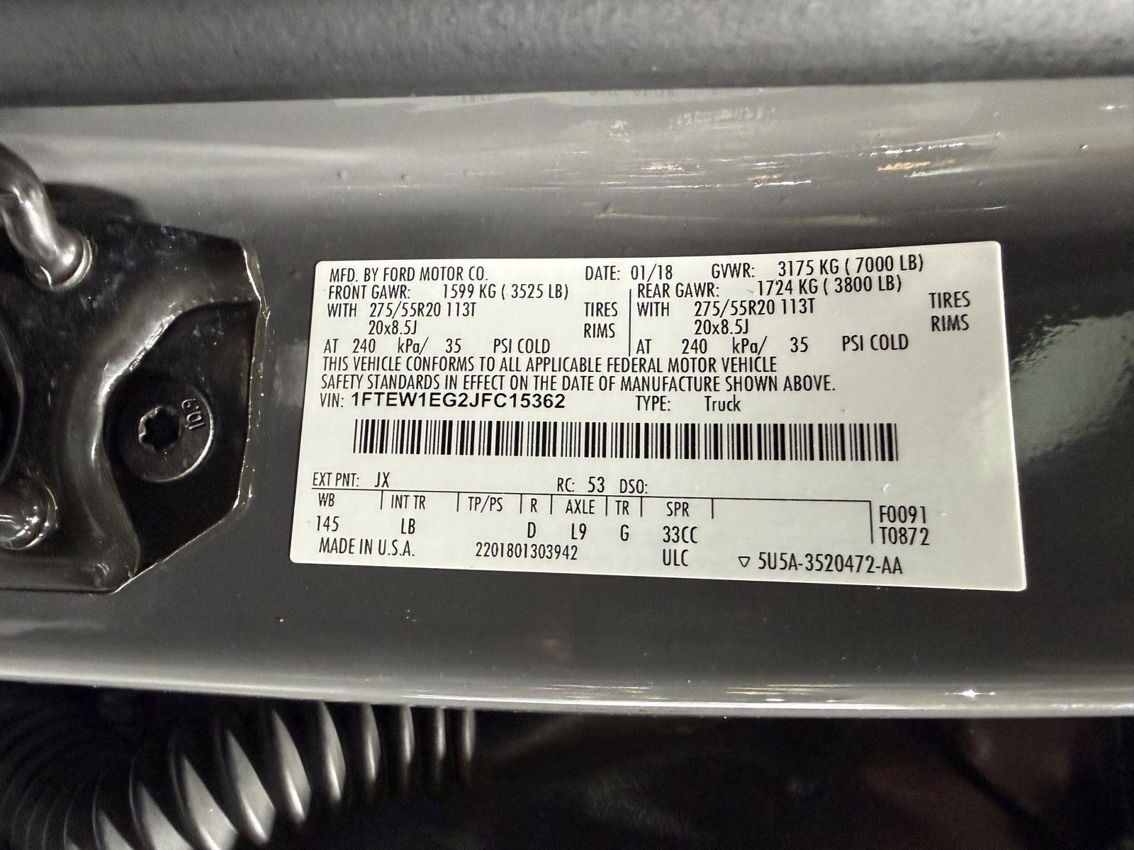 Vehicle photo 34
