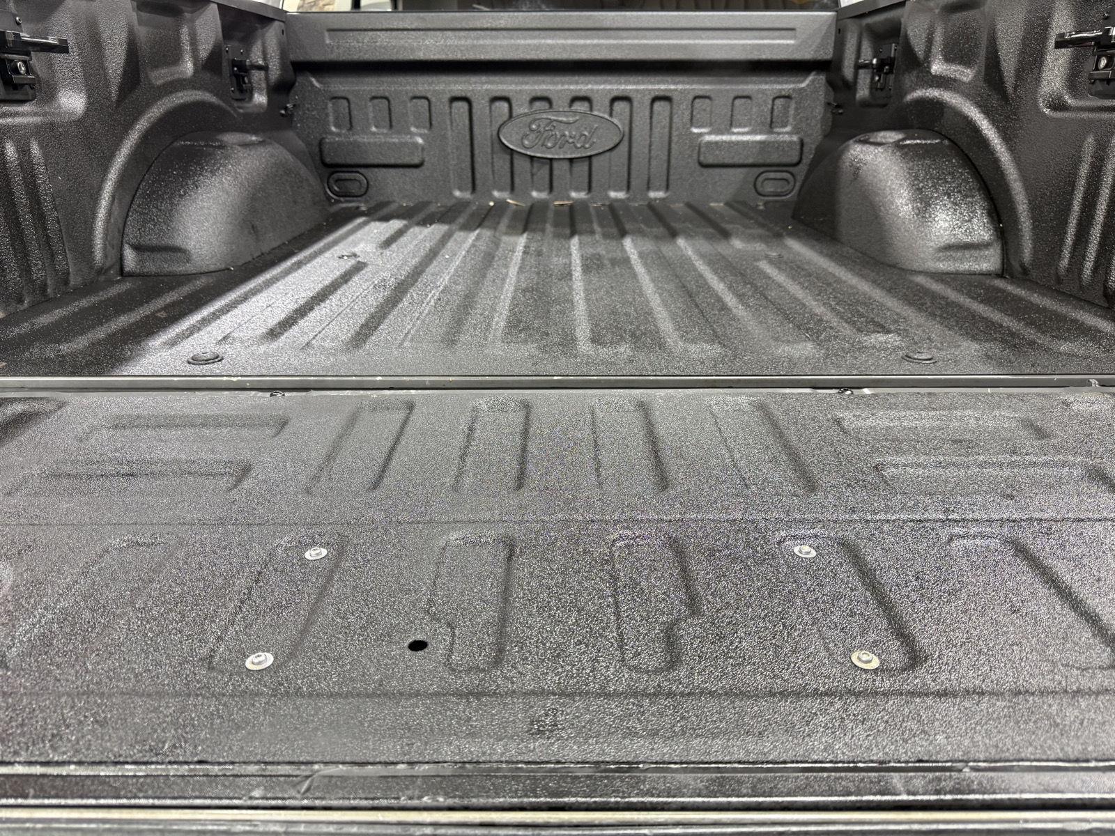 Vehicle photo 36