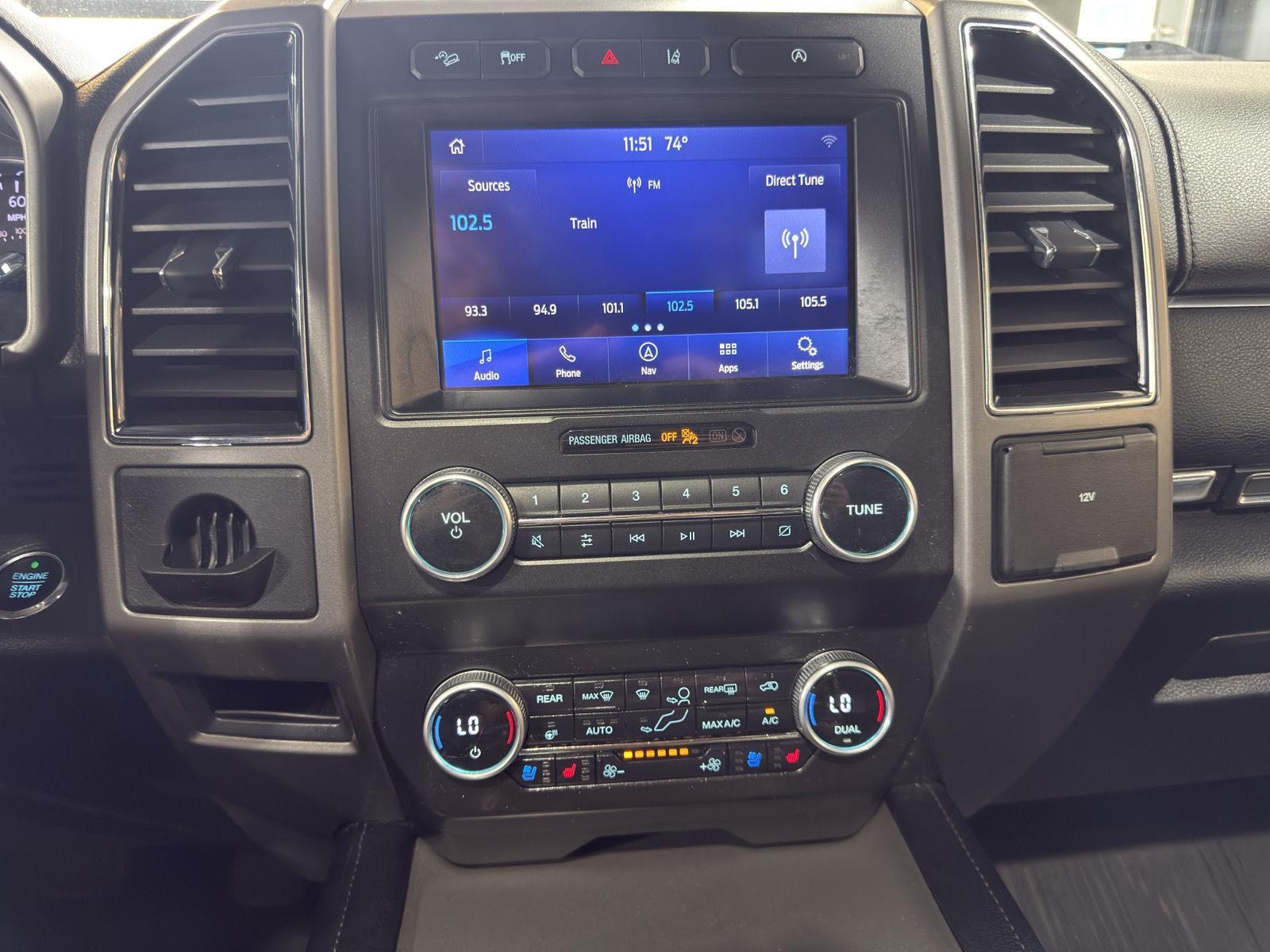 Vehicle photo 31