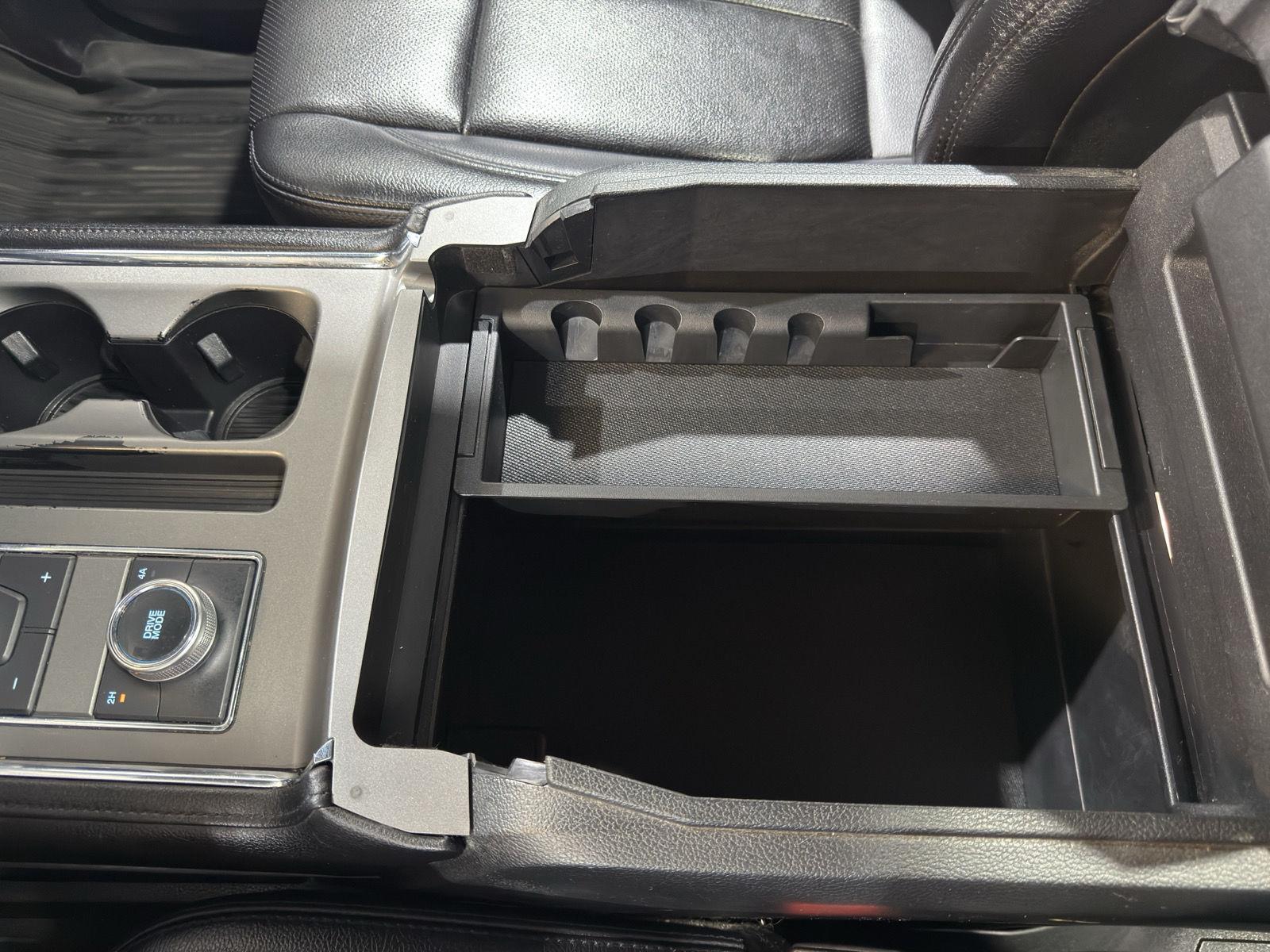 Vehicle photo 36