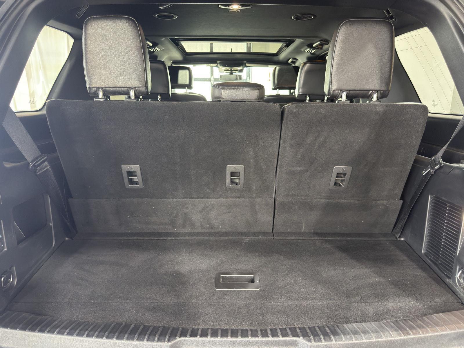 Vehicle photo 38