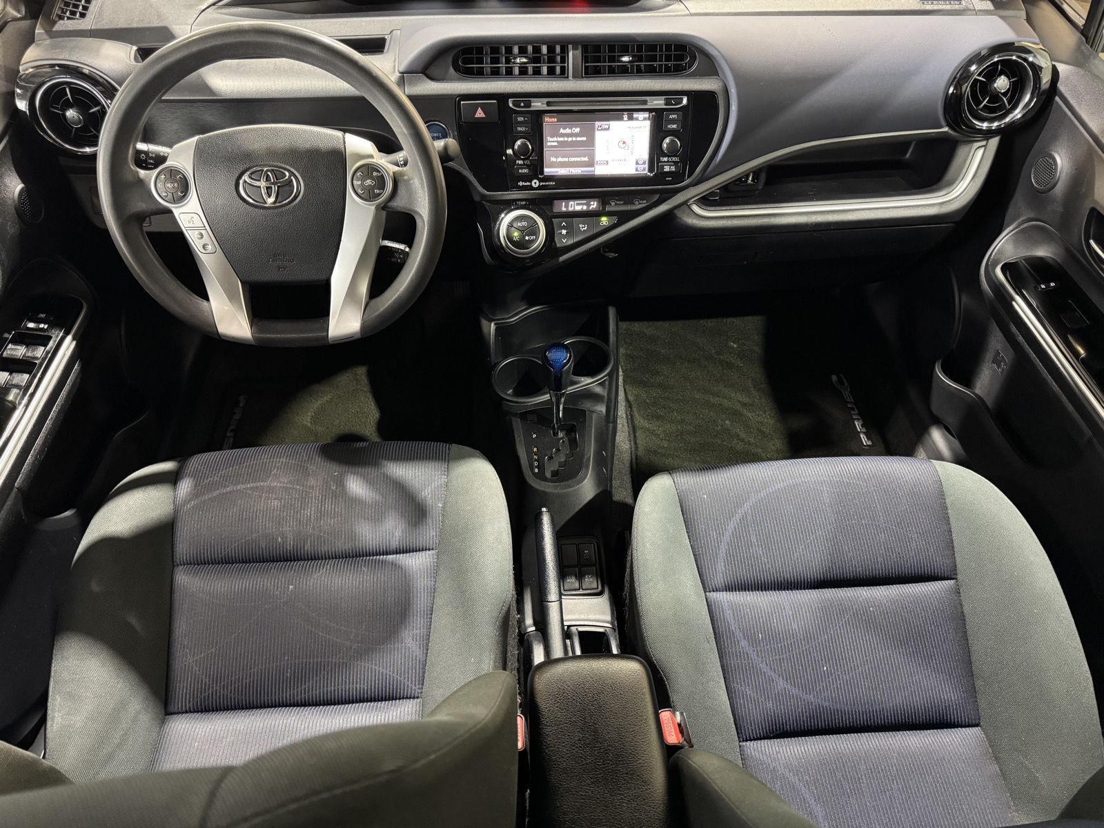 Vehicle photo 22
