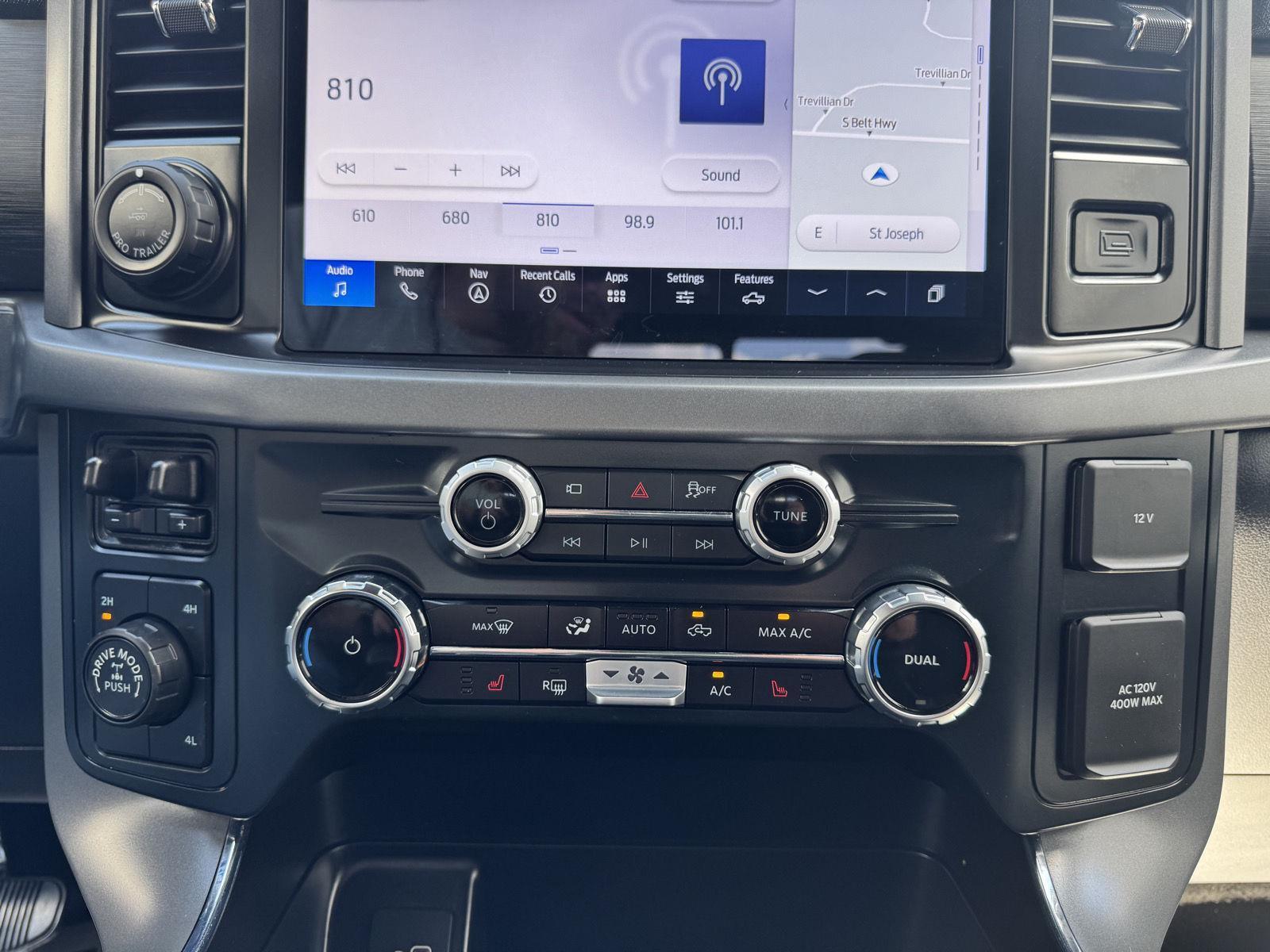 Vehicle photo 31