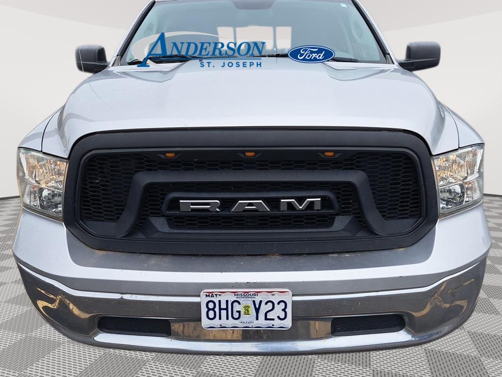 Vehicle photo 1