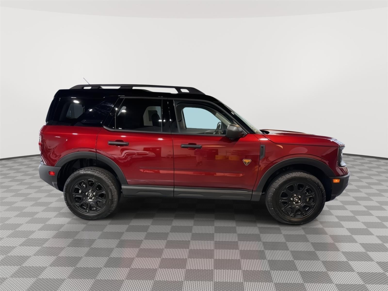 Vehicle photo 6